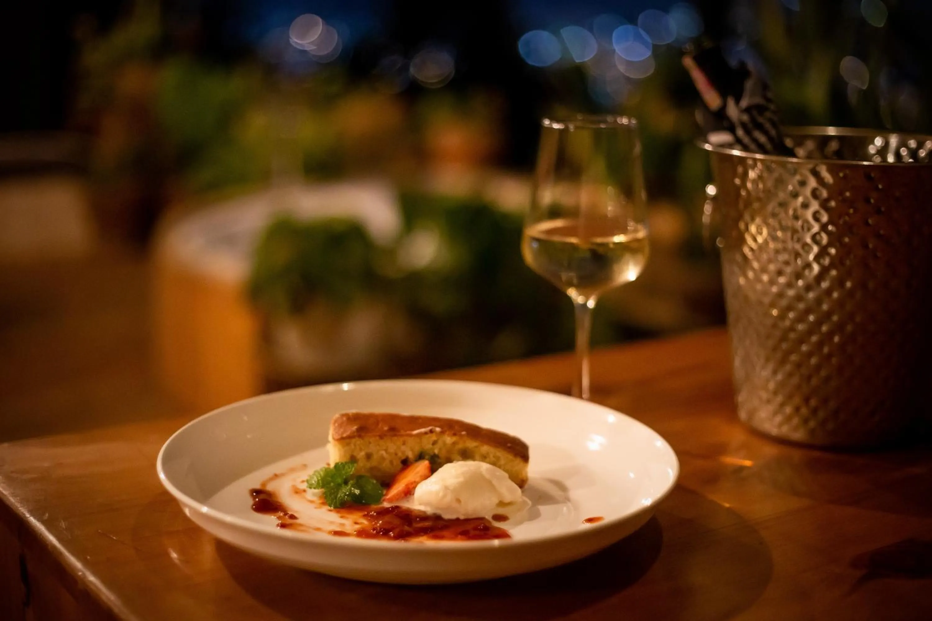 Food in Eagle View Lodge - Kigali