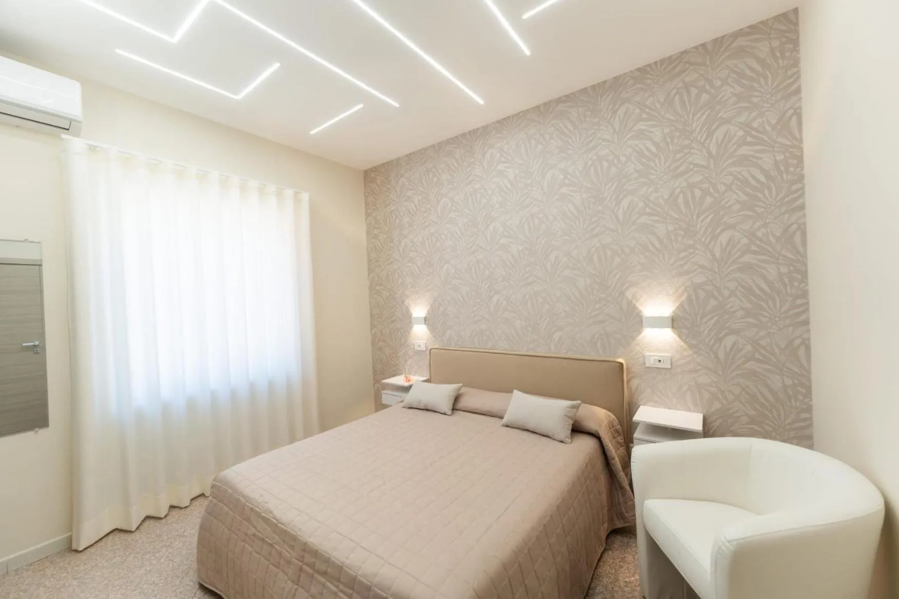 Bed in Leonardo's B&B