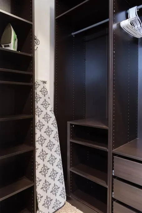 Gated townhouse with 2 suites, heated pool, hot tub