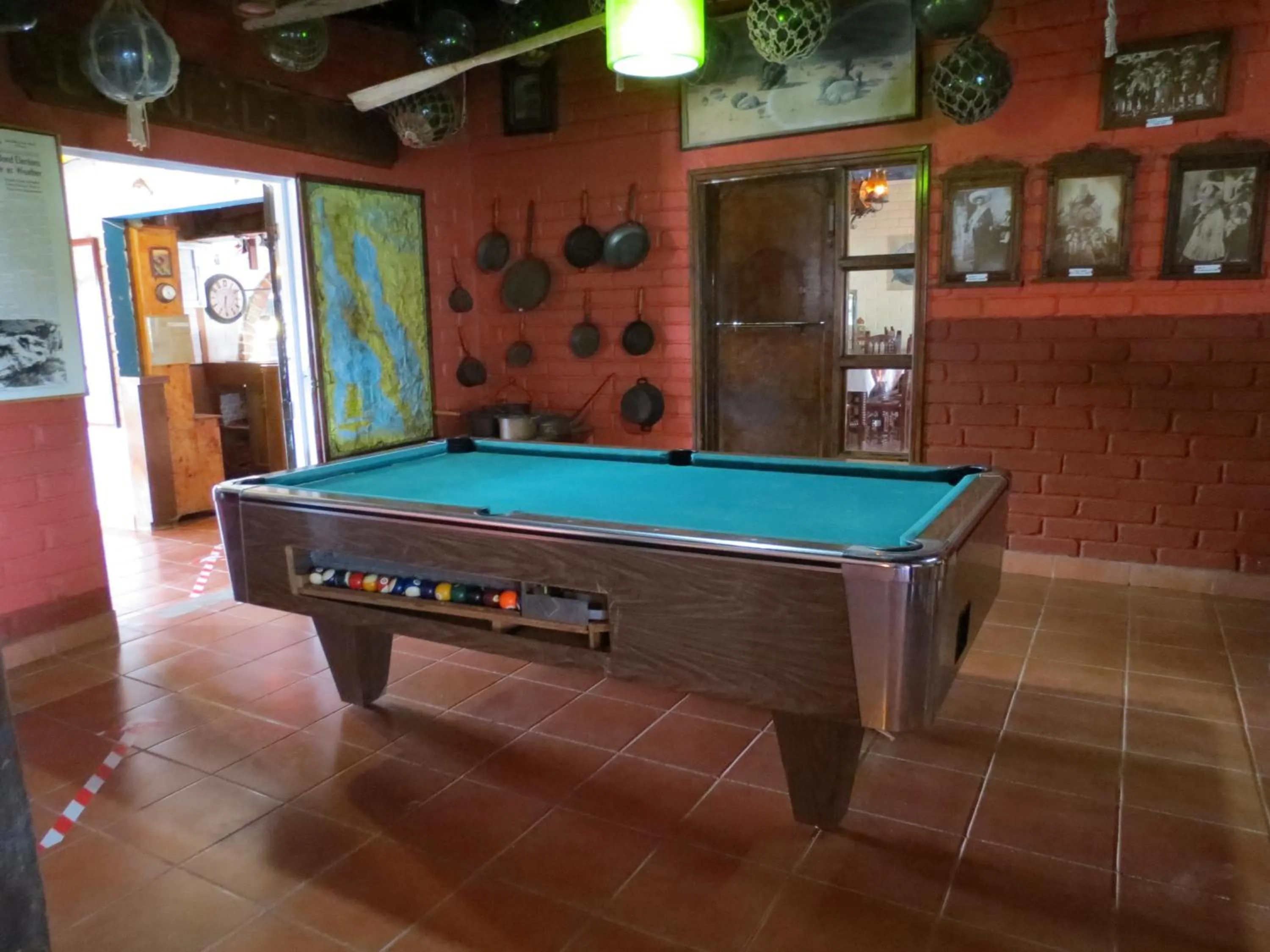 Billiard in Restaurante Malarrimo Hotel & RV Parking
