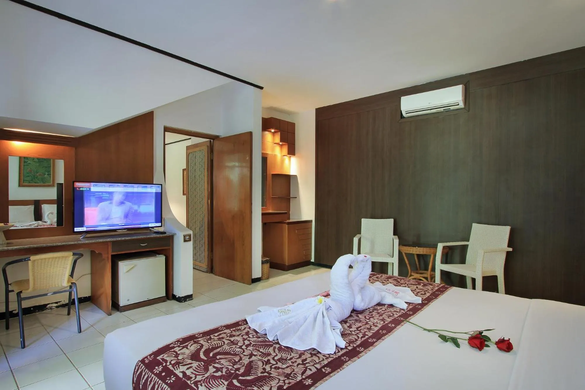 Bedroom, Bed in Puri Naga Beachfront Cottages