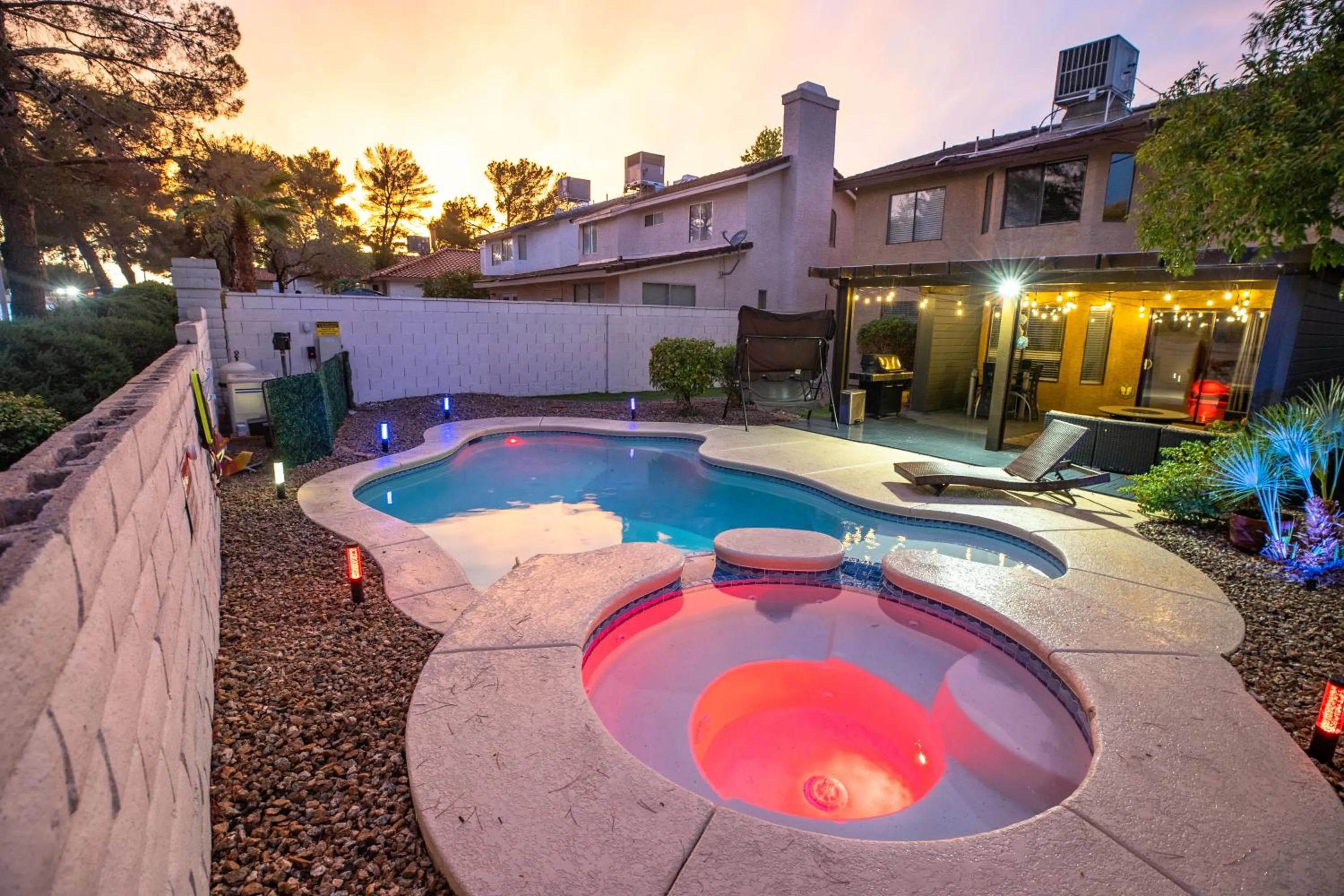 1800 SqFt House W/Heated Pool Spa 13Min From Strip