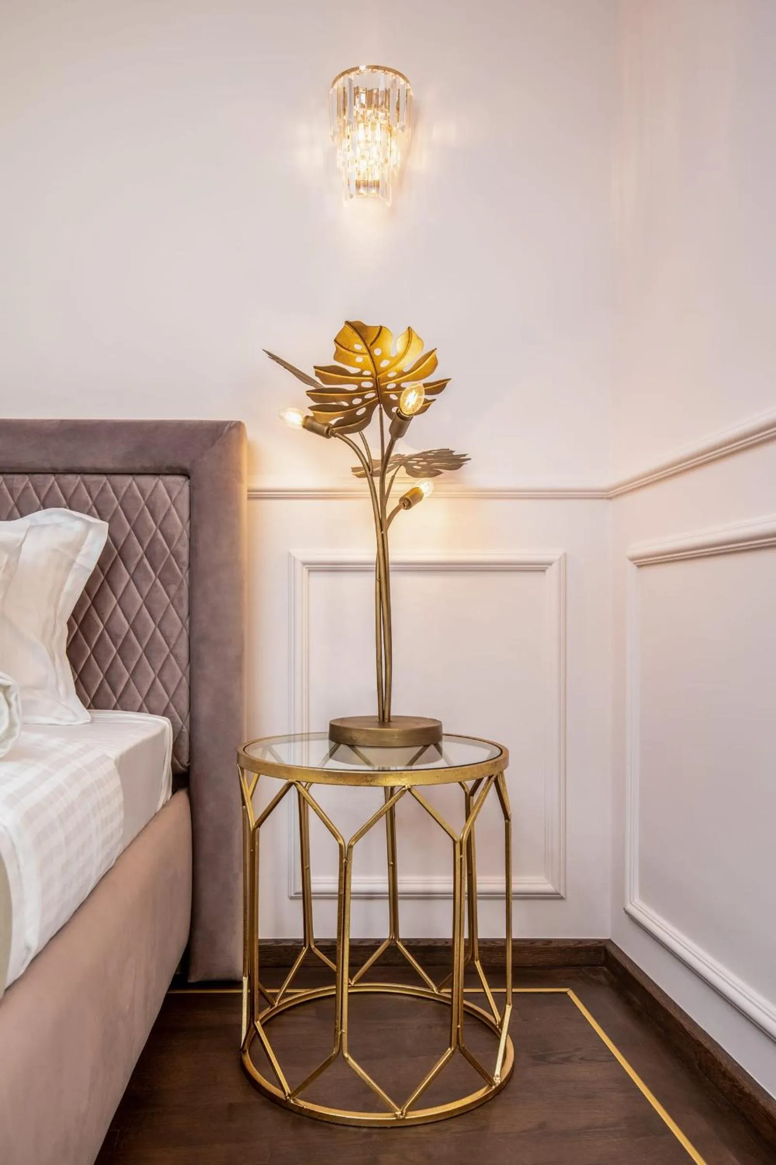 Decorative detail in Old Town Luxury Suites