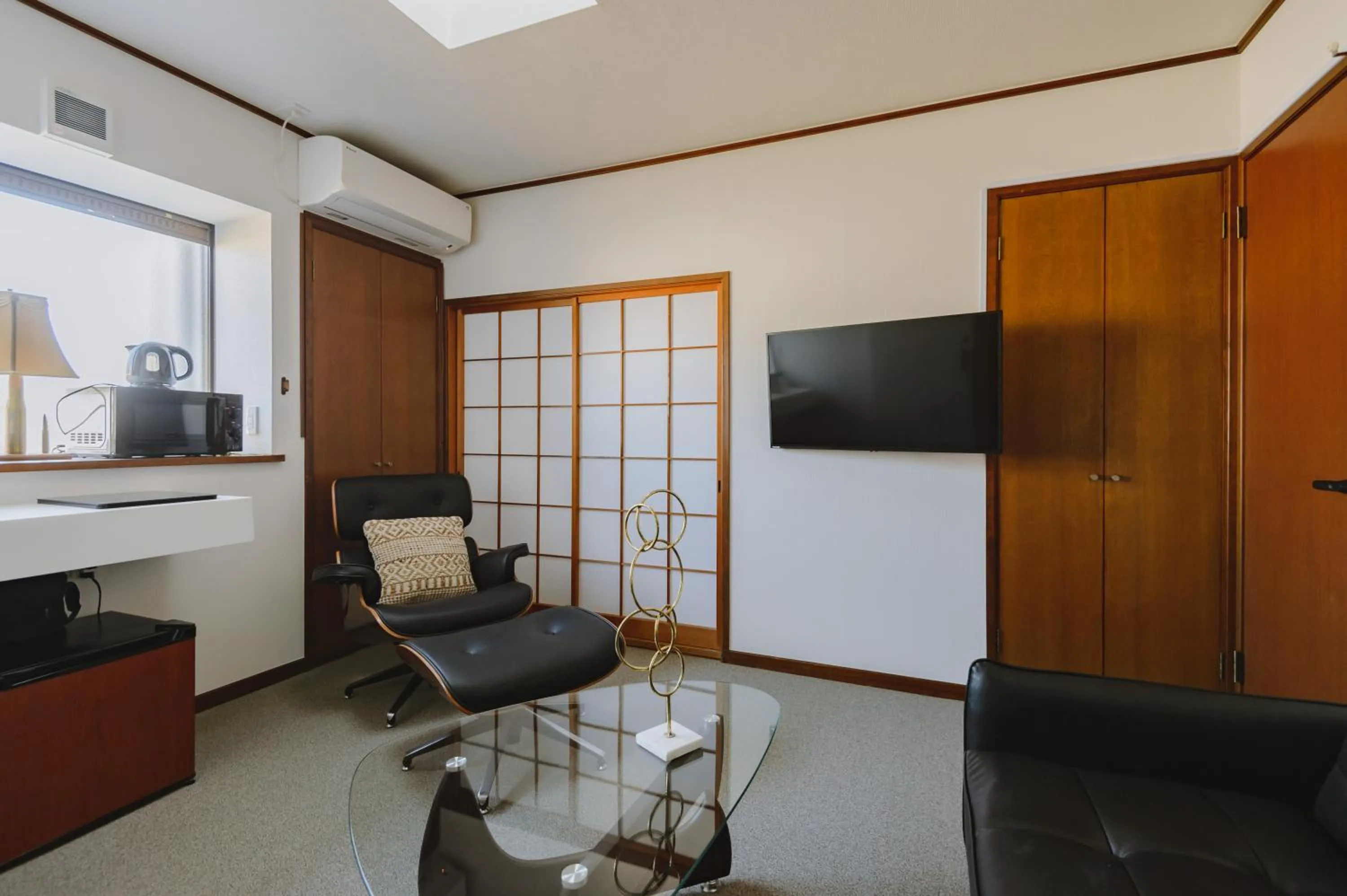 Living room in Beach side House SHELL kamakurahase