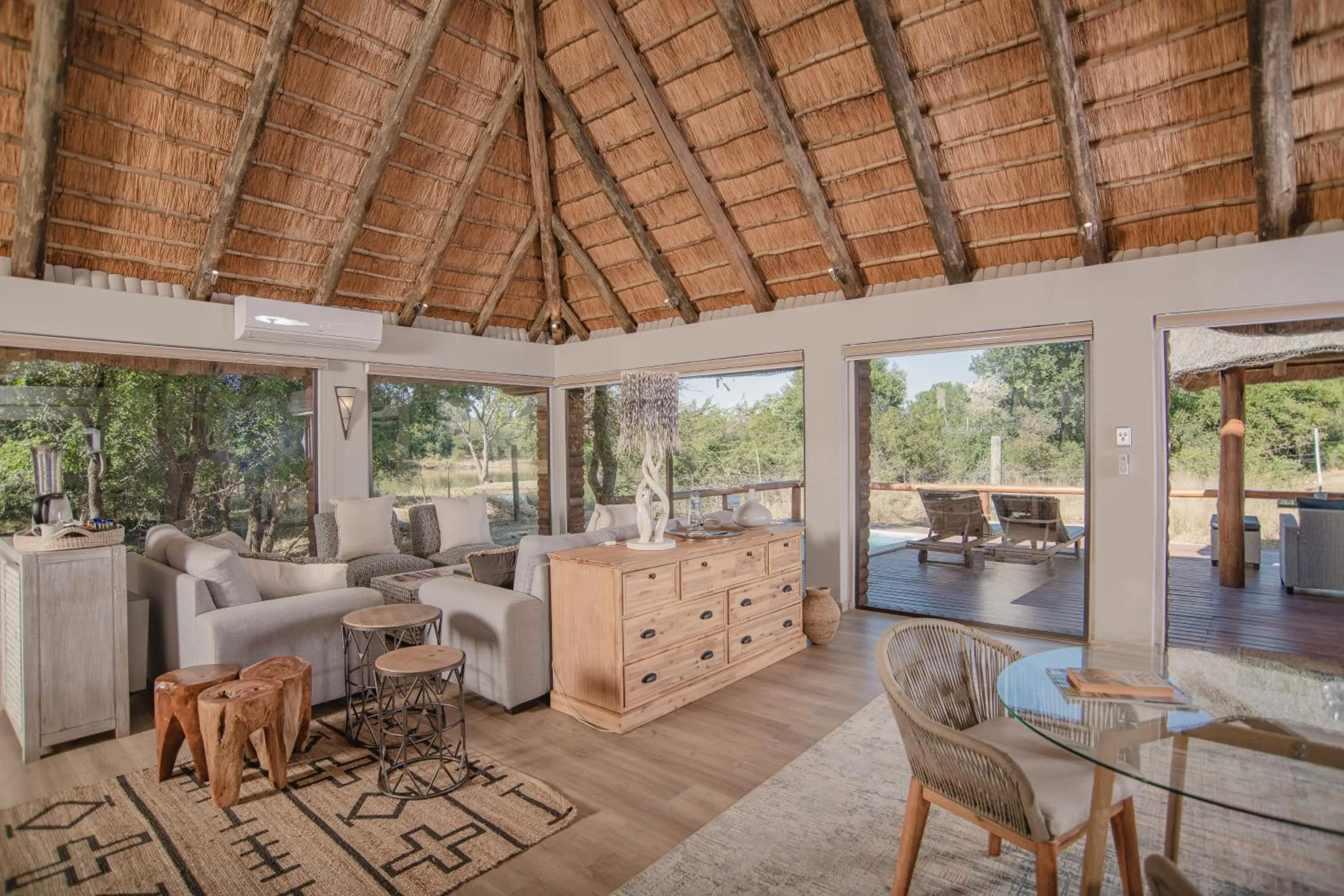 Property building in Karongwe River Lodge