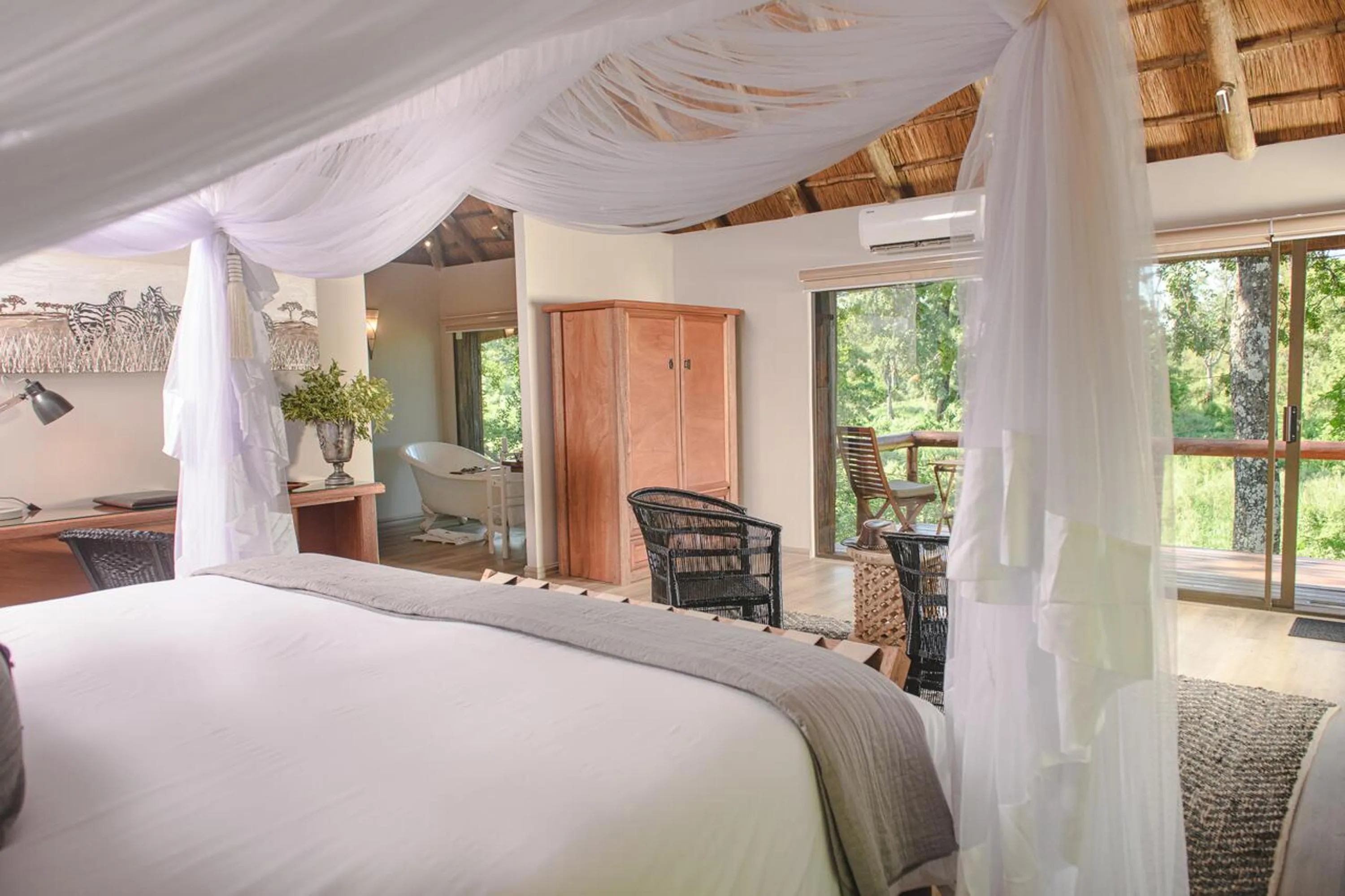 Patio, Bed in Karongwe River Lodge