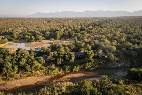 Karongwe - River Safari Lodge