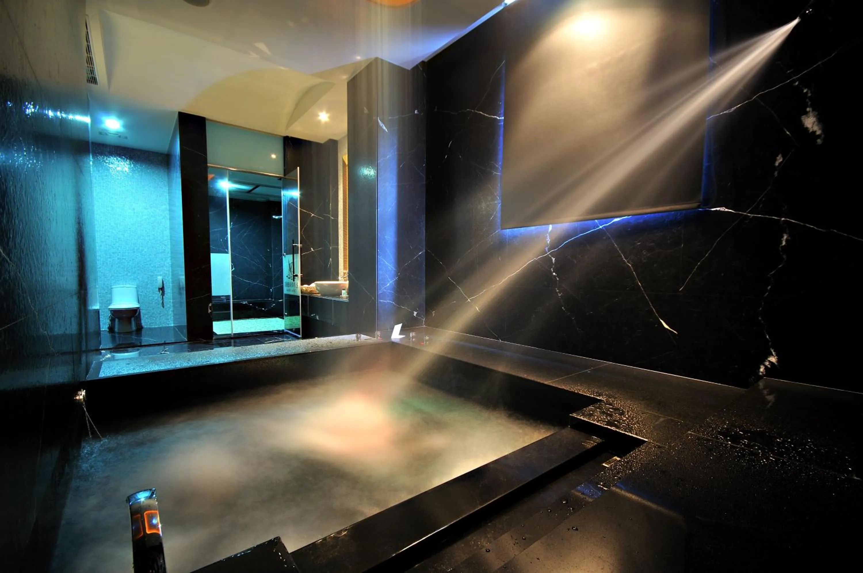 Bathroom in Dubai Motel