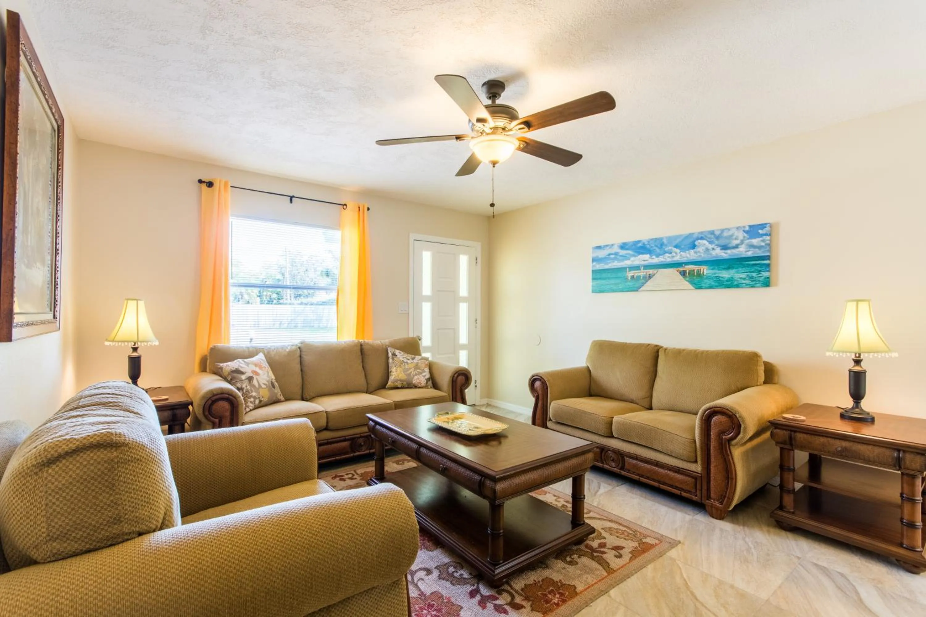 Living room in Villa Franca bungalow