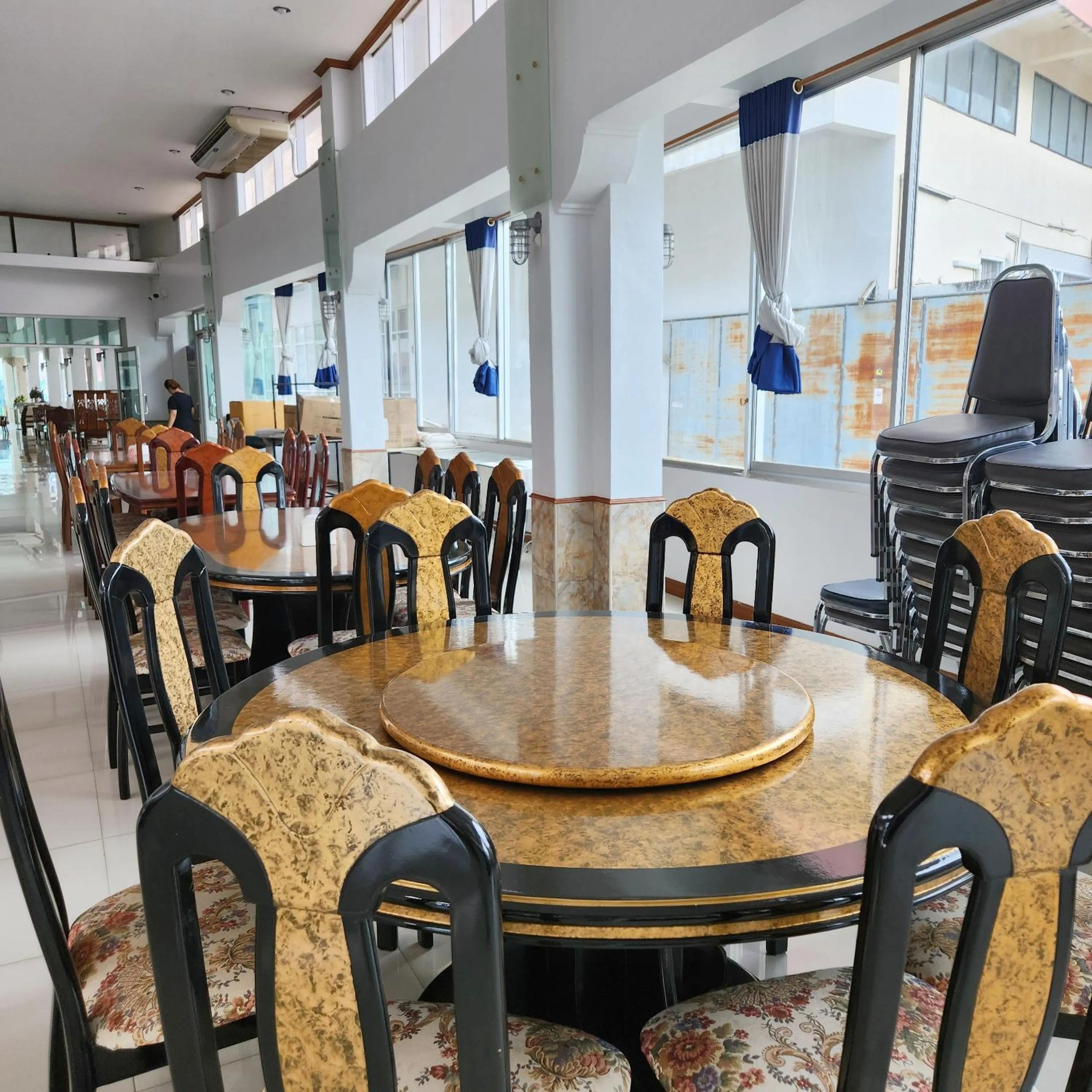 NAVY HOME HOTEL โรงแรมเนวี่โฮม