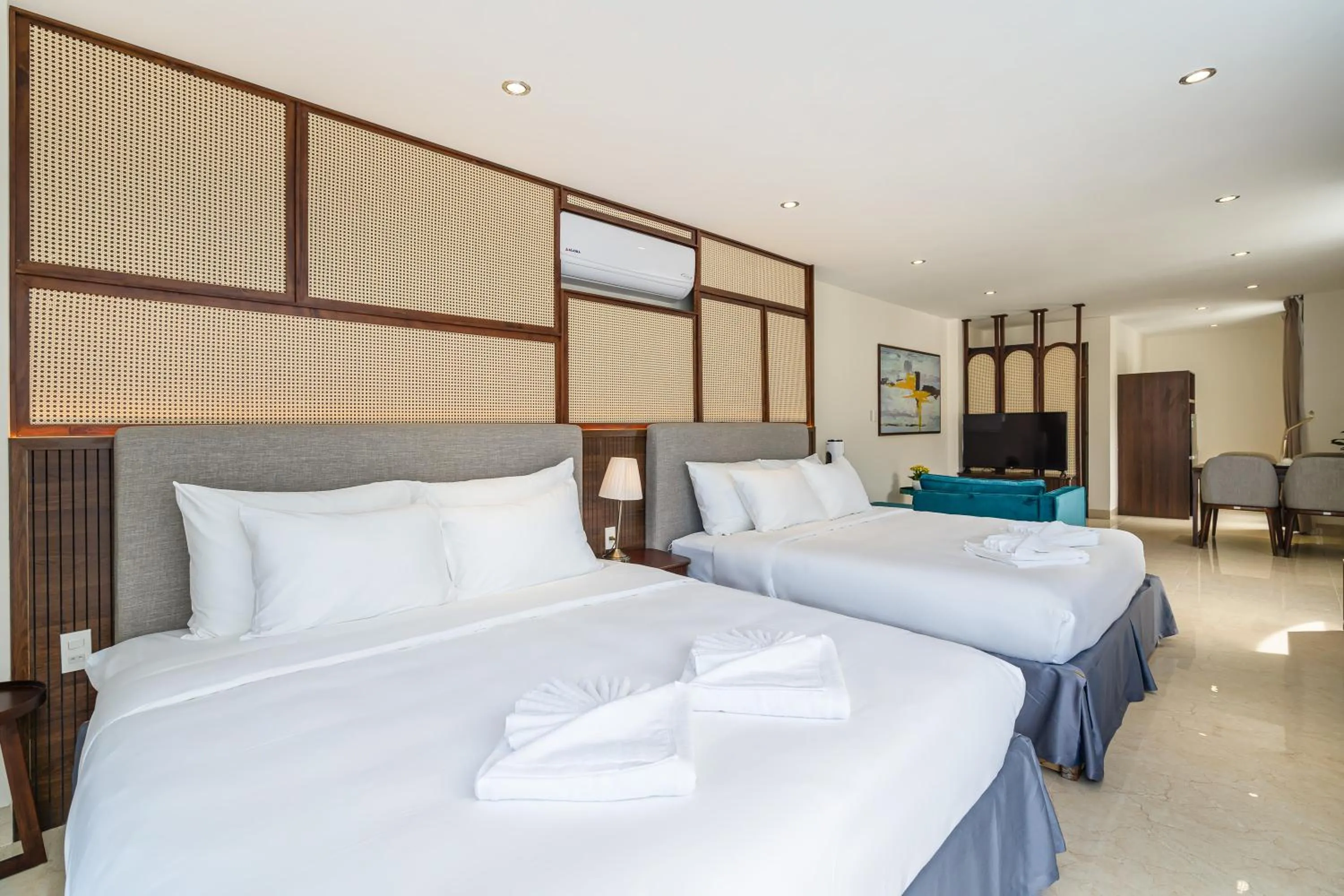 Photo of the whole room, Bed in Aquatel Vung Tau