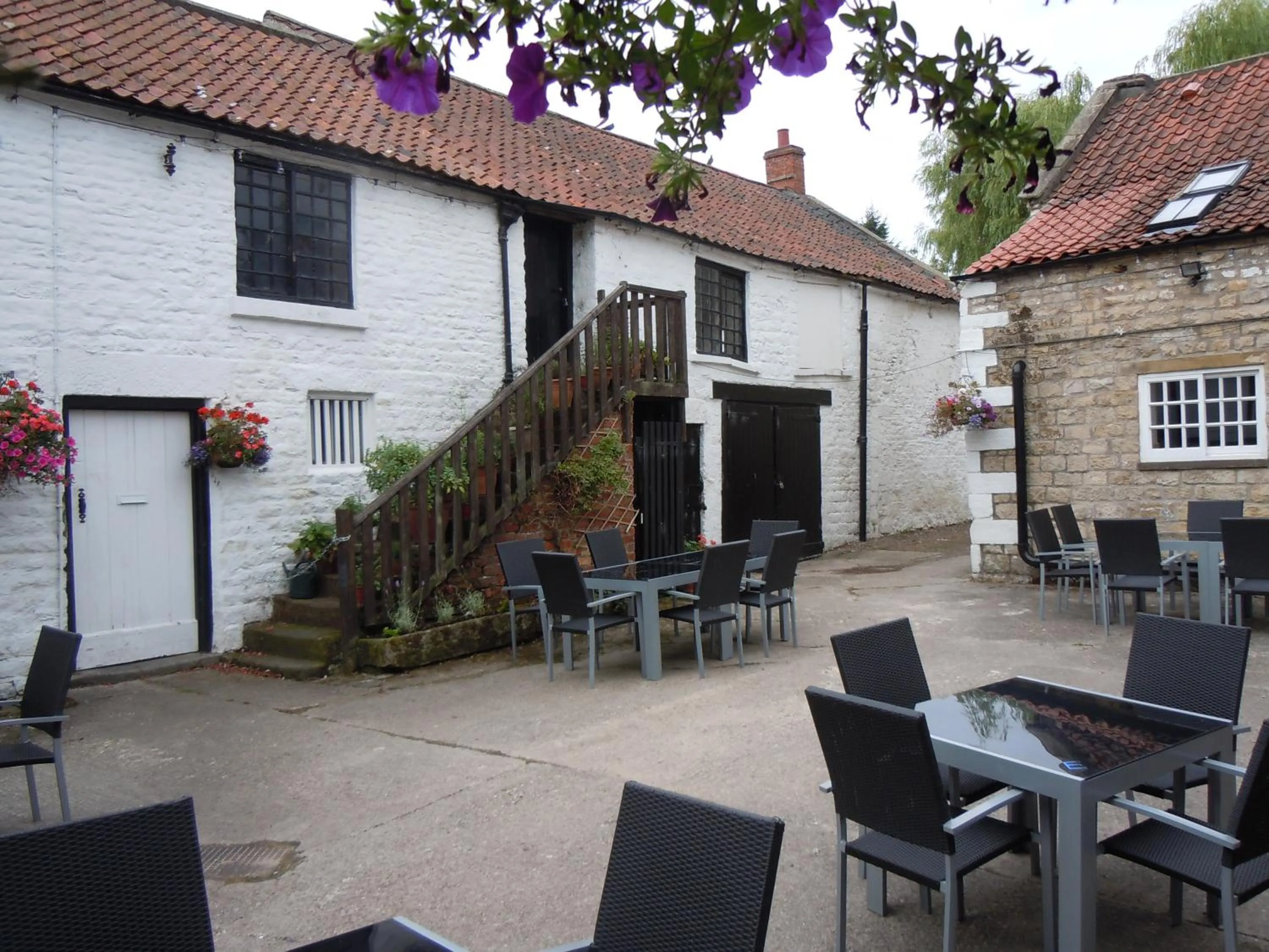 Patio in The New Inn