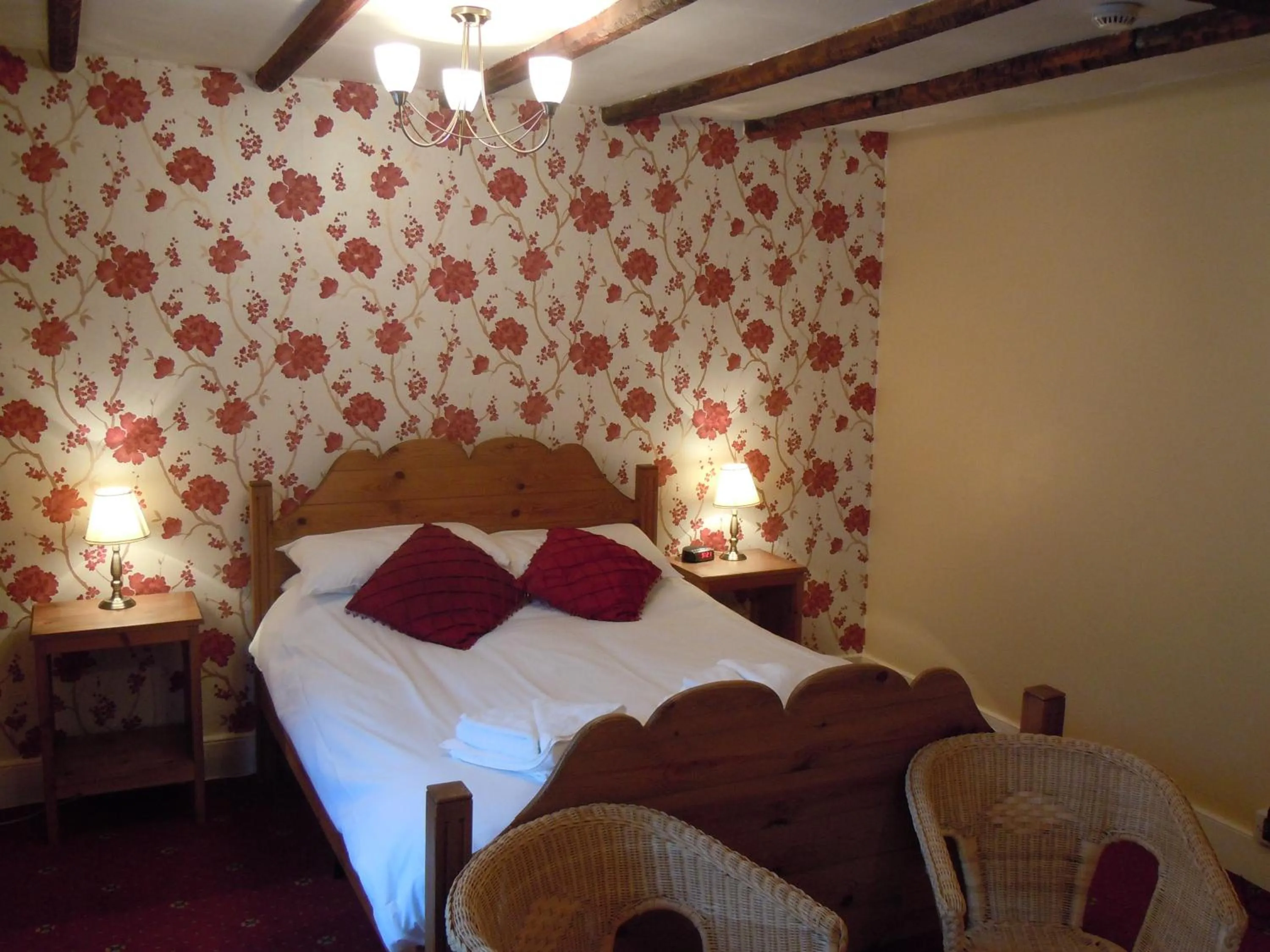 Photo of the whole room, Bed in The New Inn