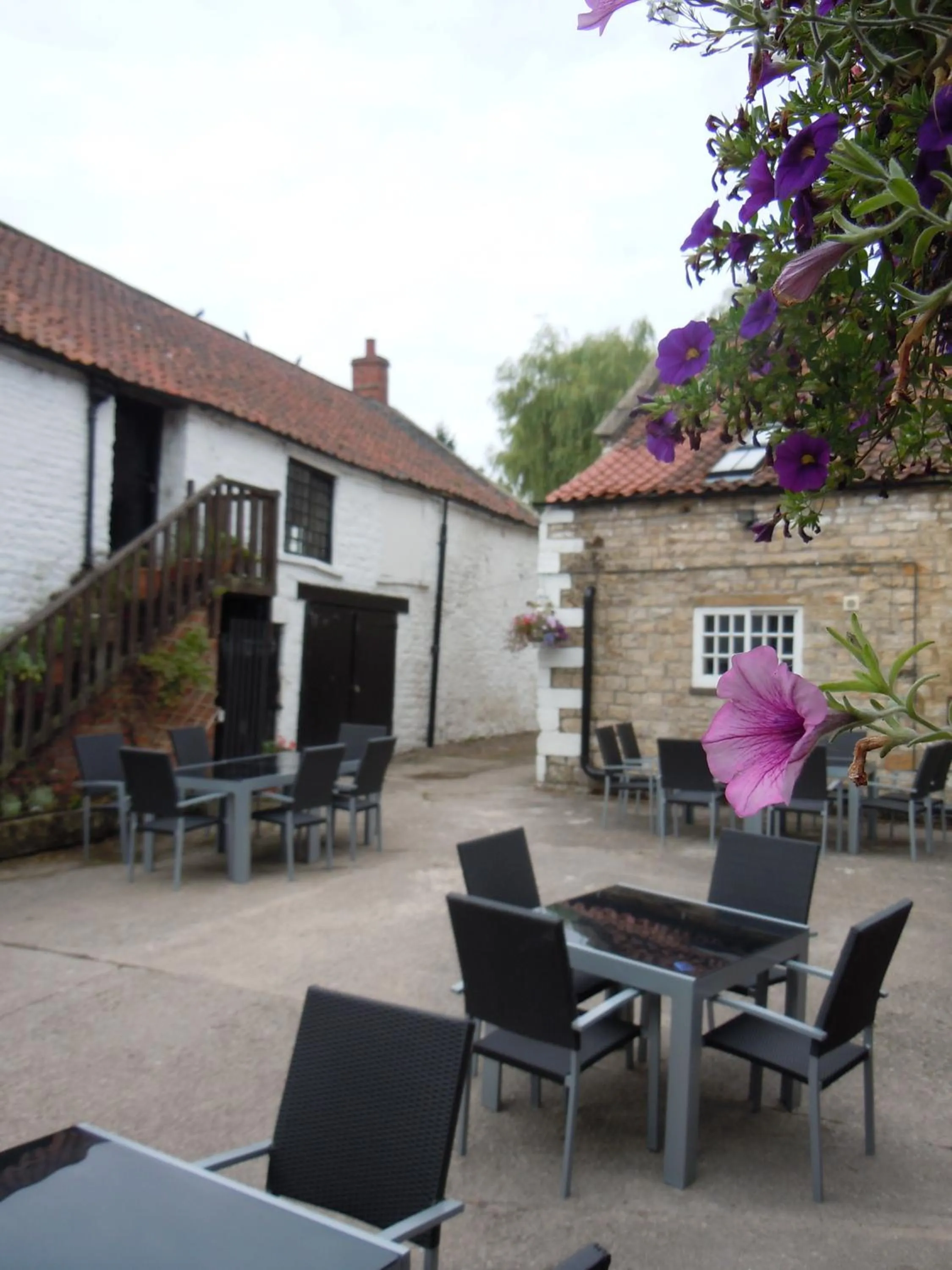 Patio in The New Inn