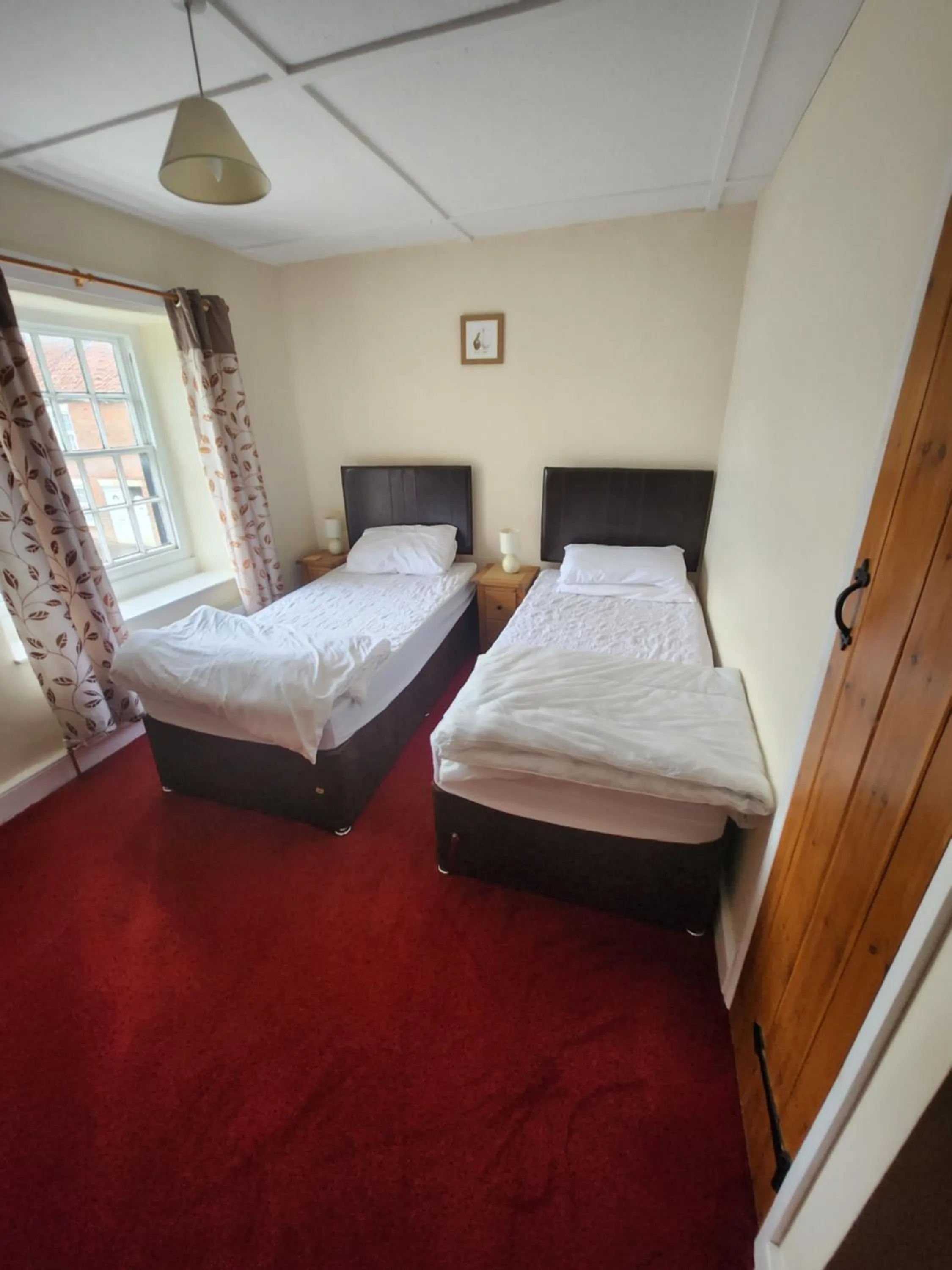Bed in The New Inn