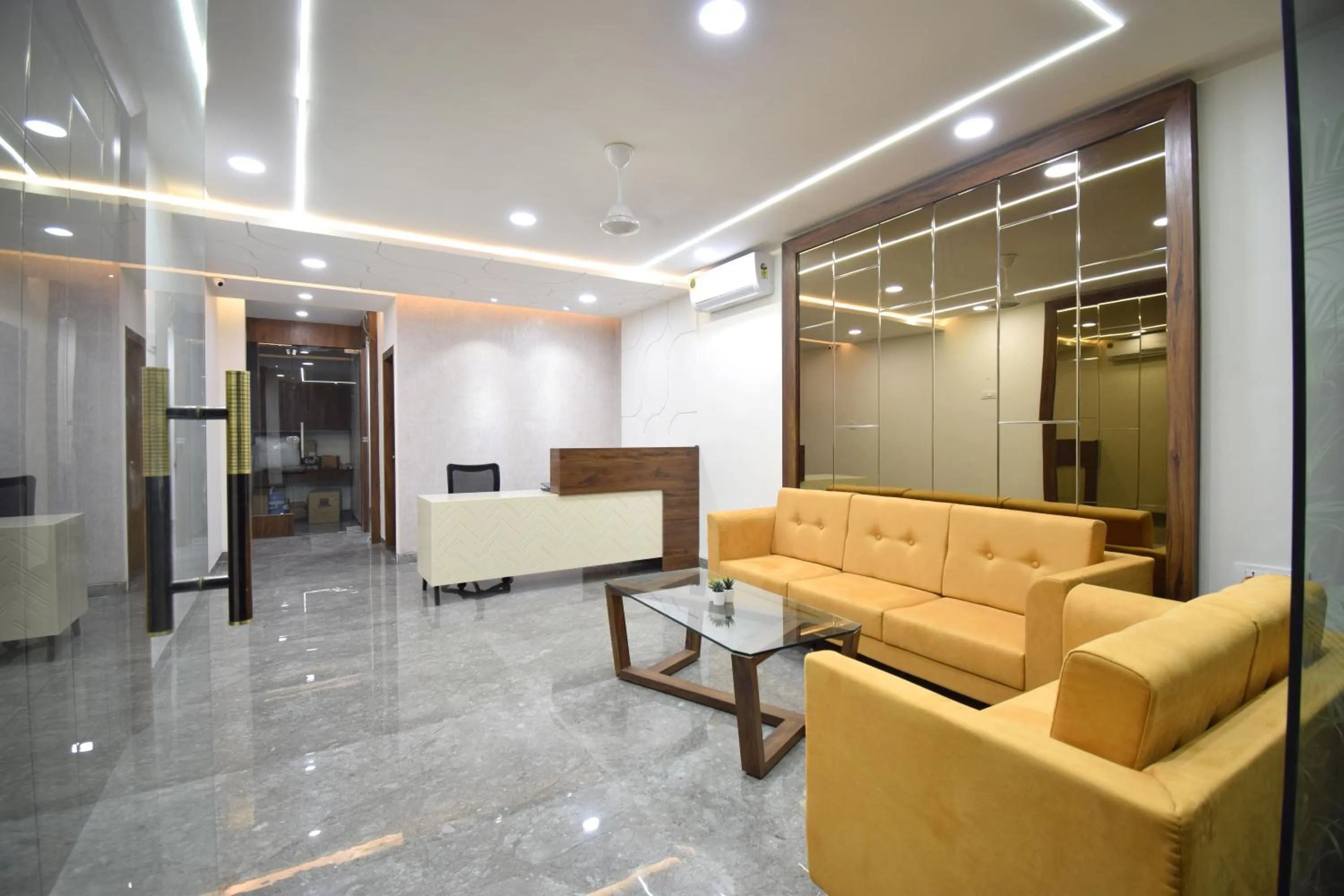 Lobby or reception in Hotel Blue Bells