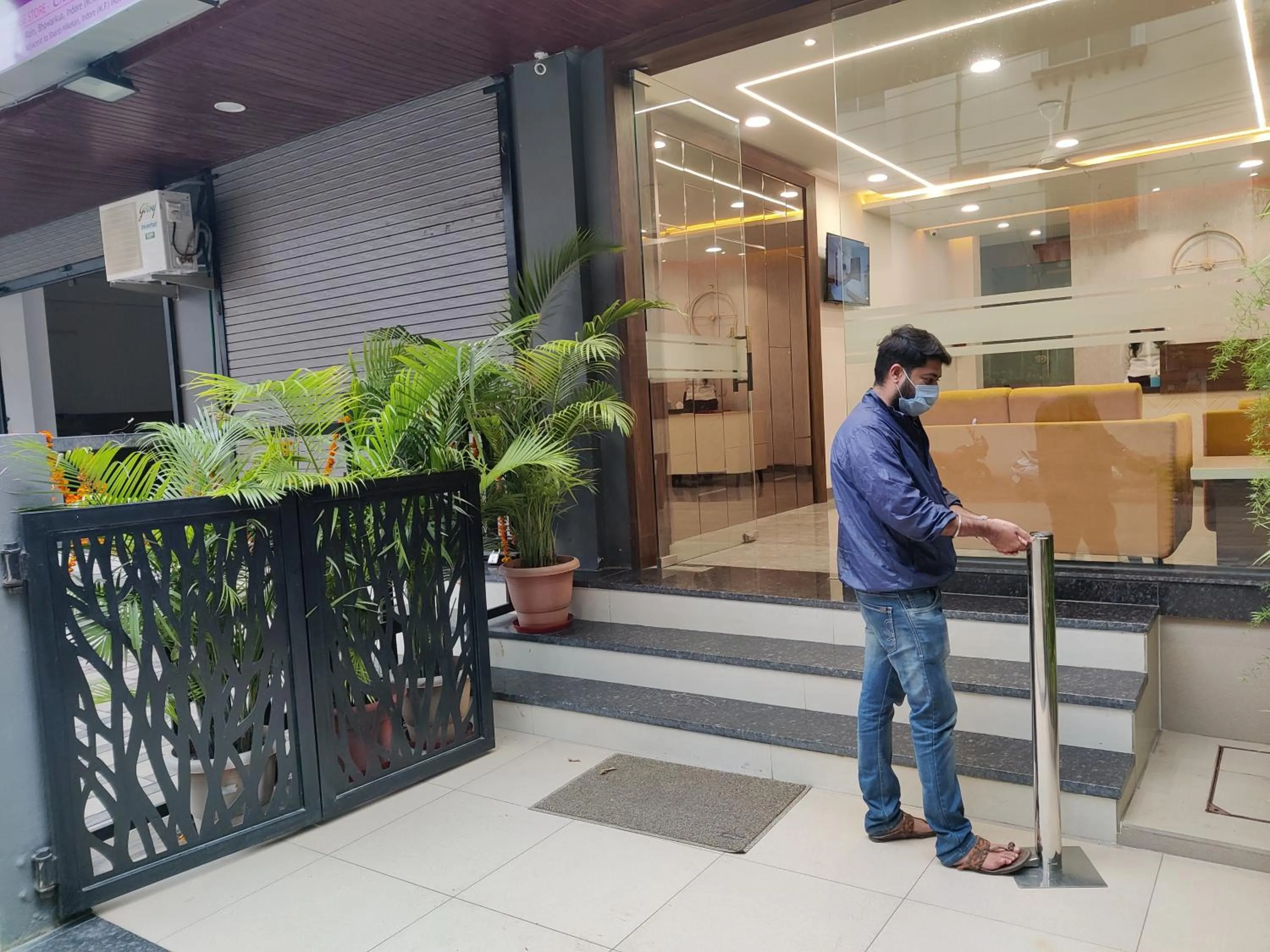 People in Hotel Blue Bells