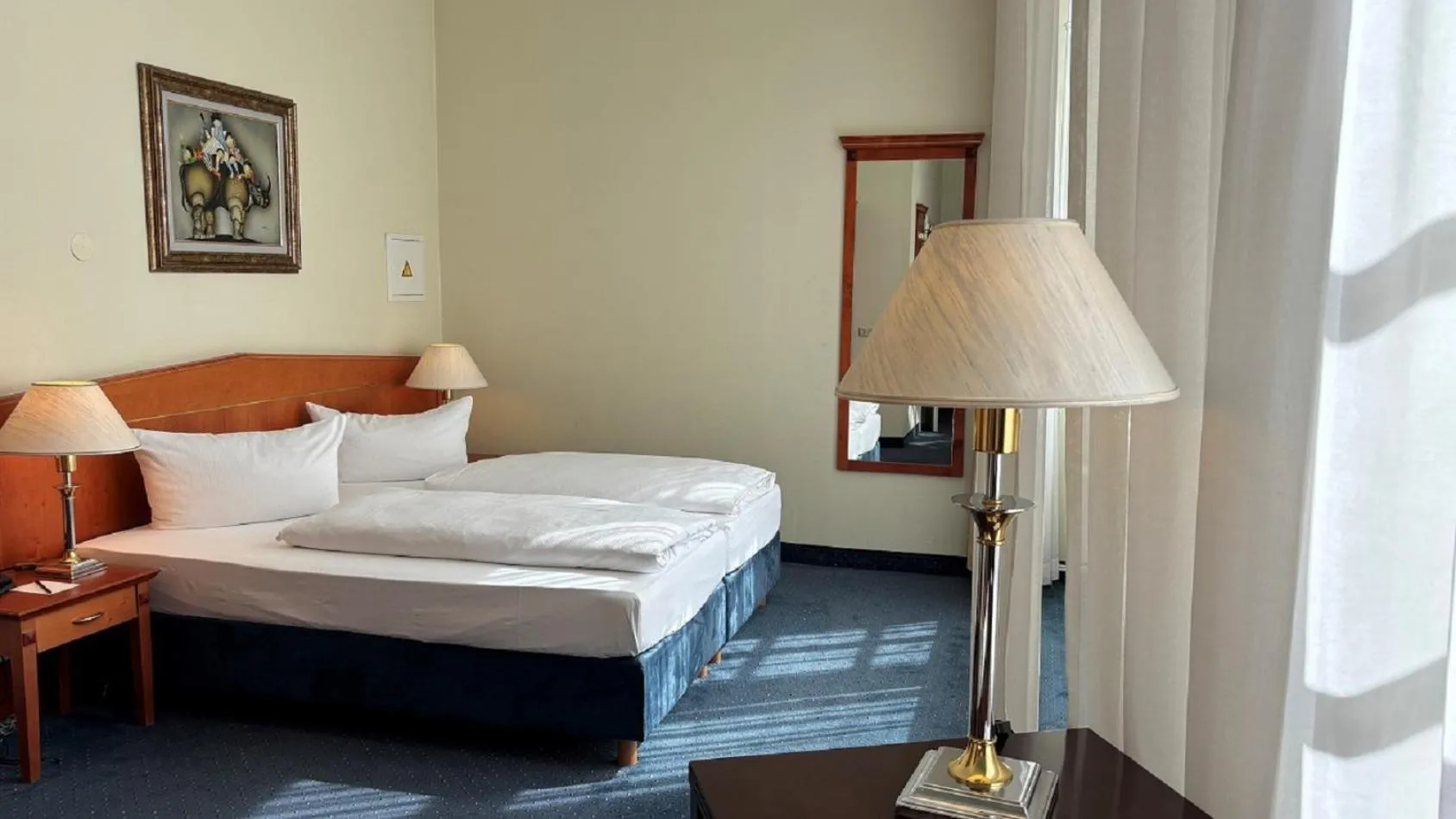 Bedroom, Bed in Wyndham Garden Berlin Mitte