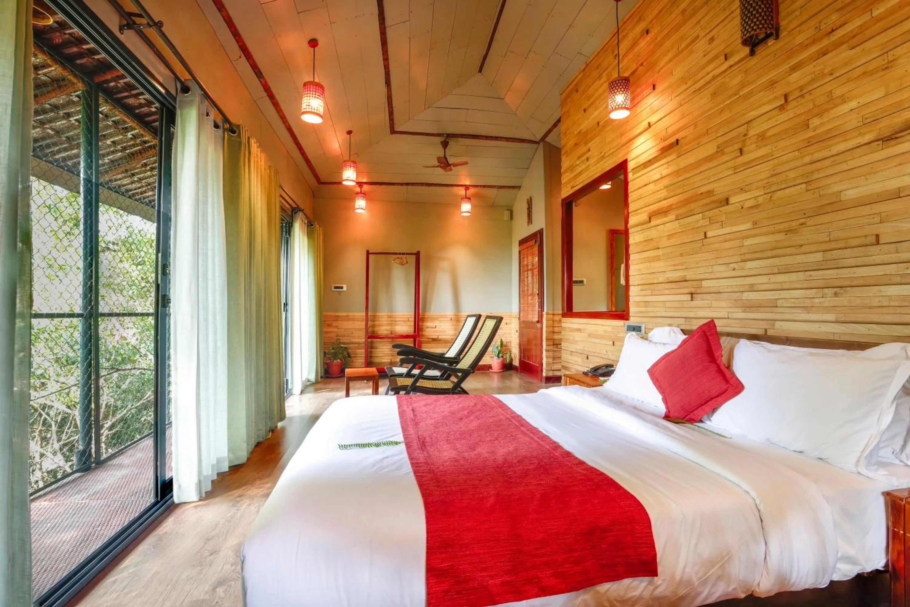 Bedroom, Bed in Vythiri Resort