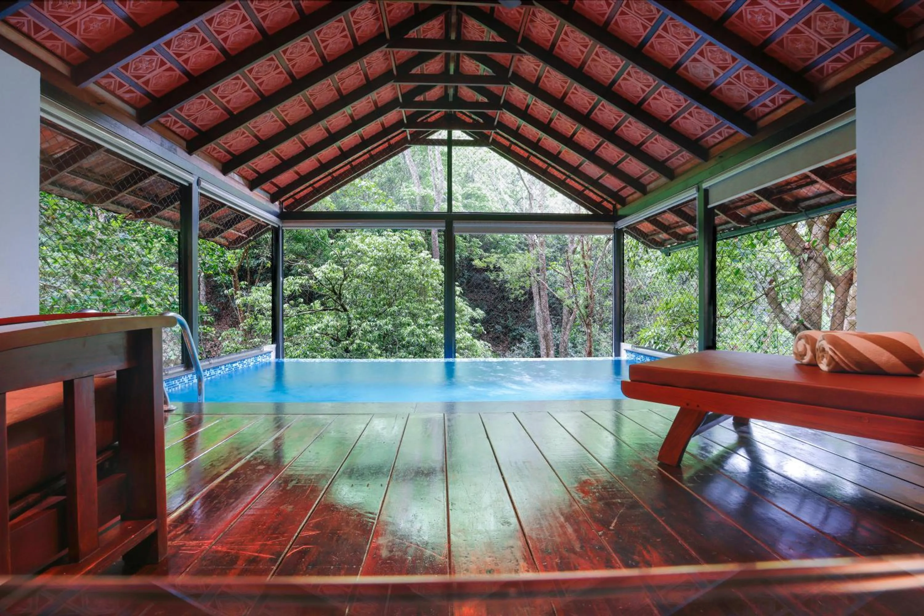 Swimming pool in Vythiri Resort