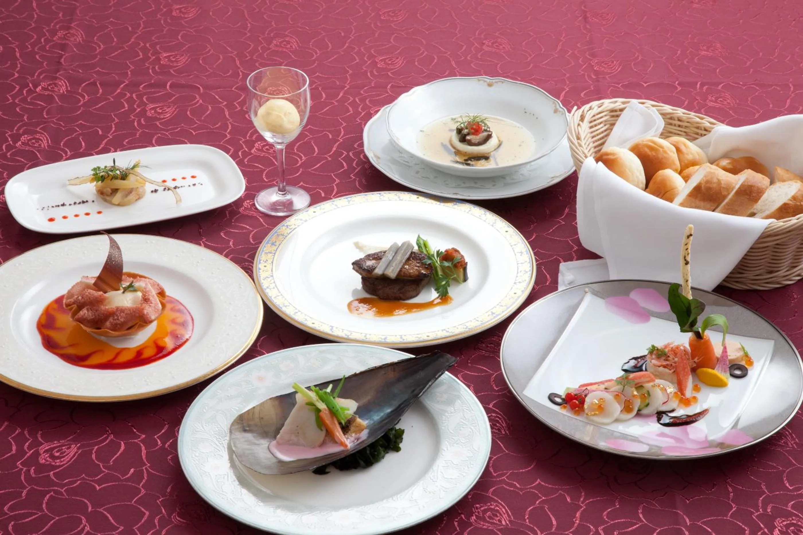 Food in Gamagori Classic Hotel