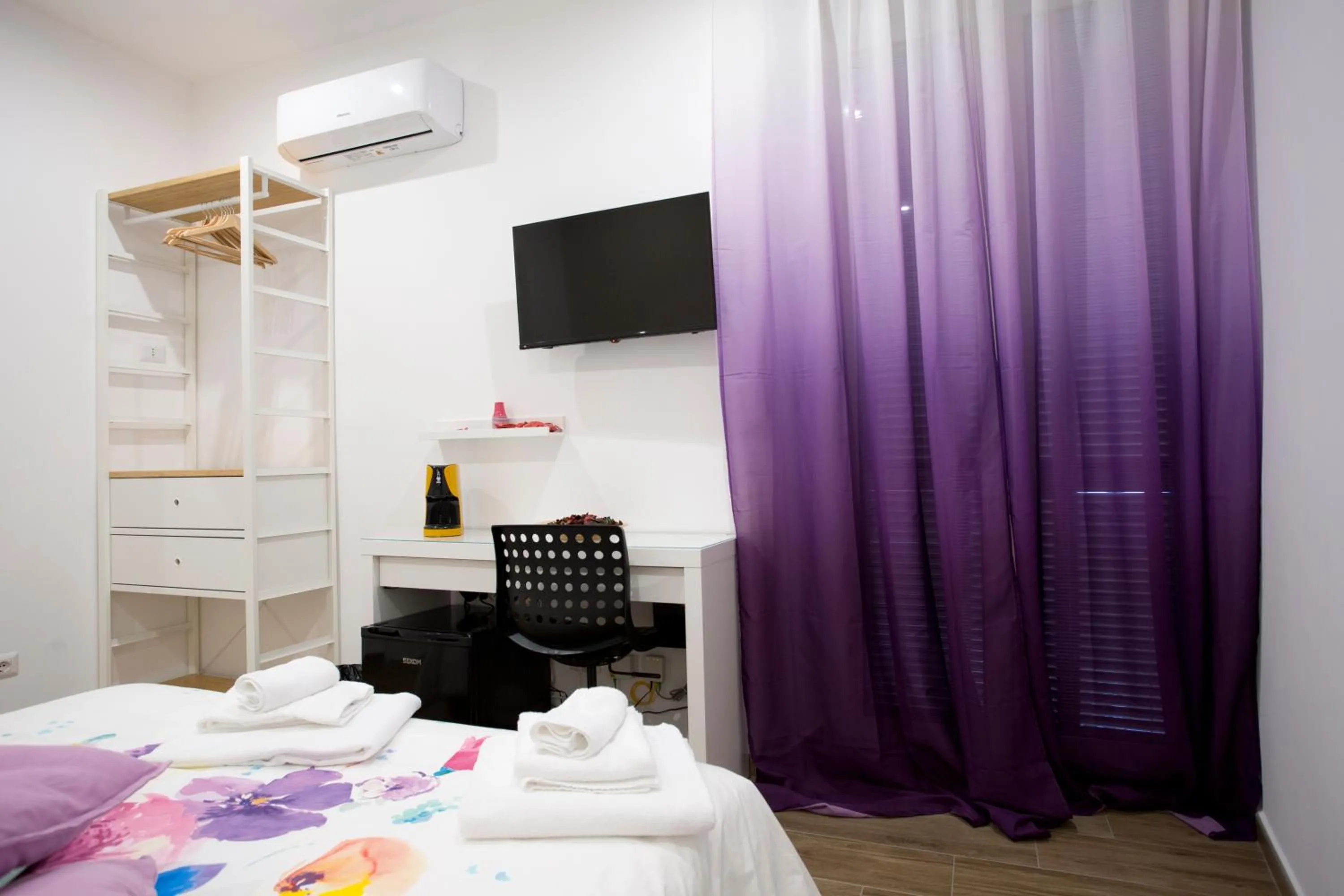 Bed in B&B LA CHICCA