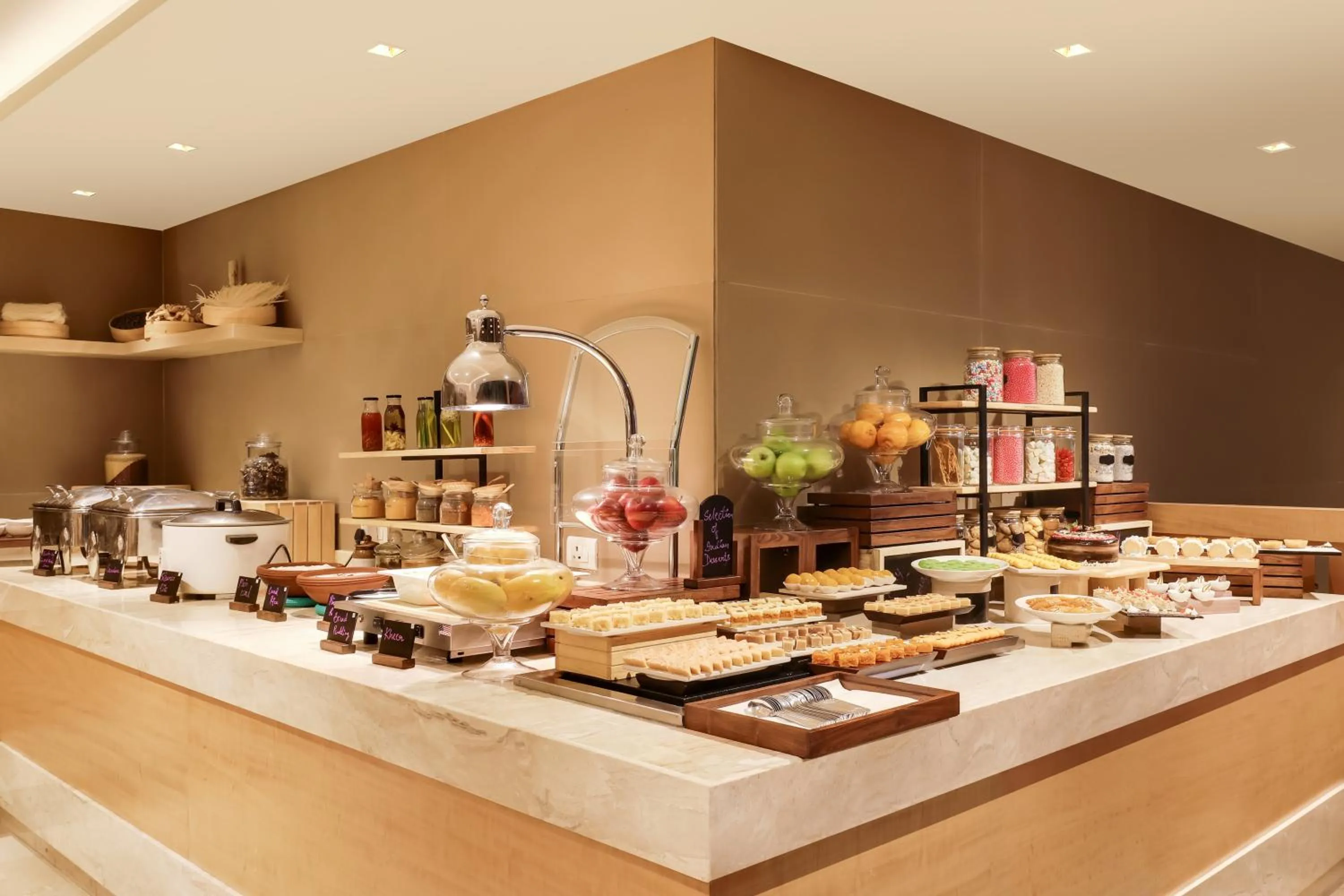 Buffet breakfast in Lemon Tree Premier, Vijayawada