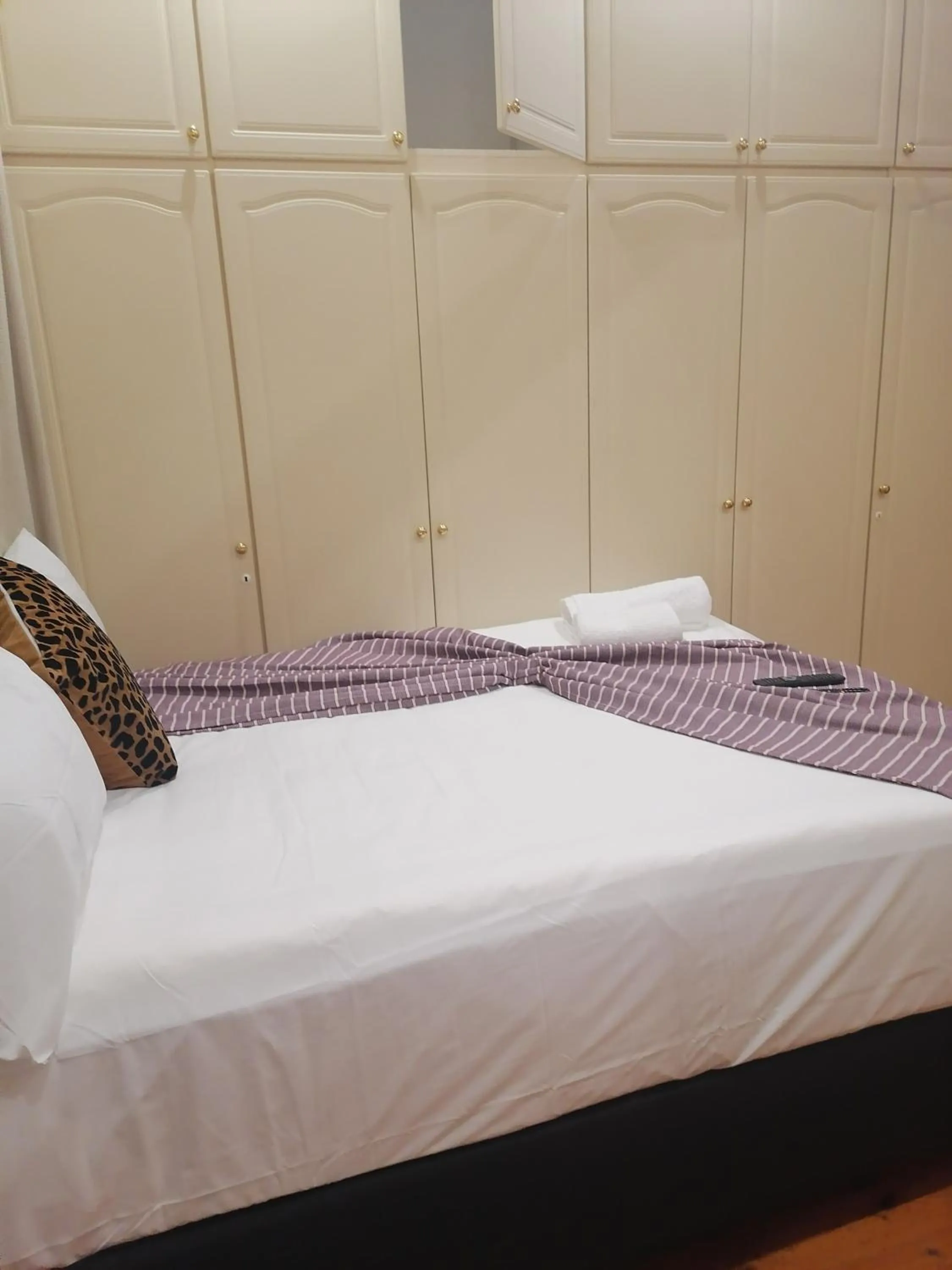 Bed in 180 On Anderson Guest House