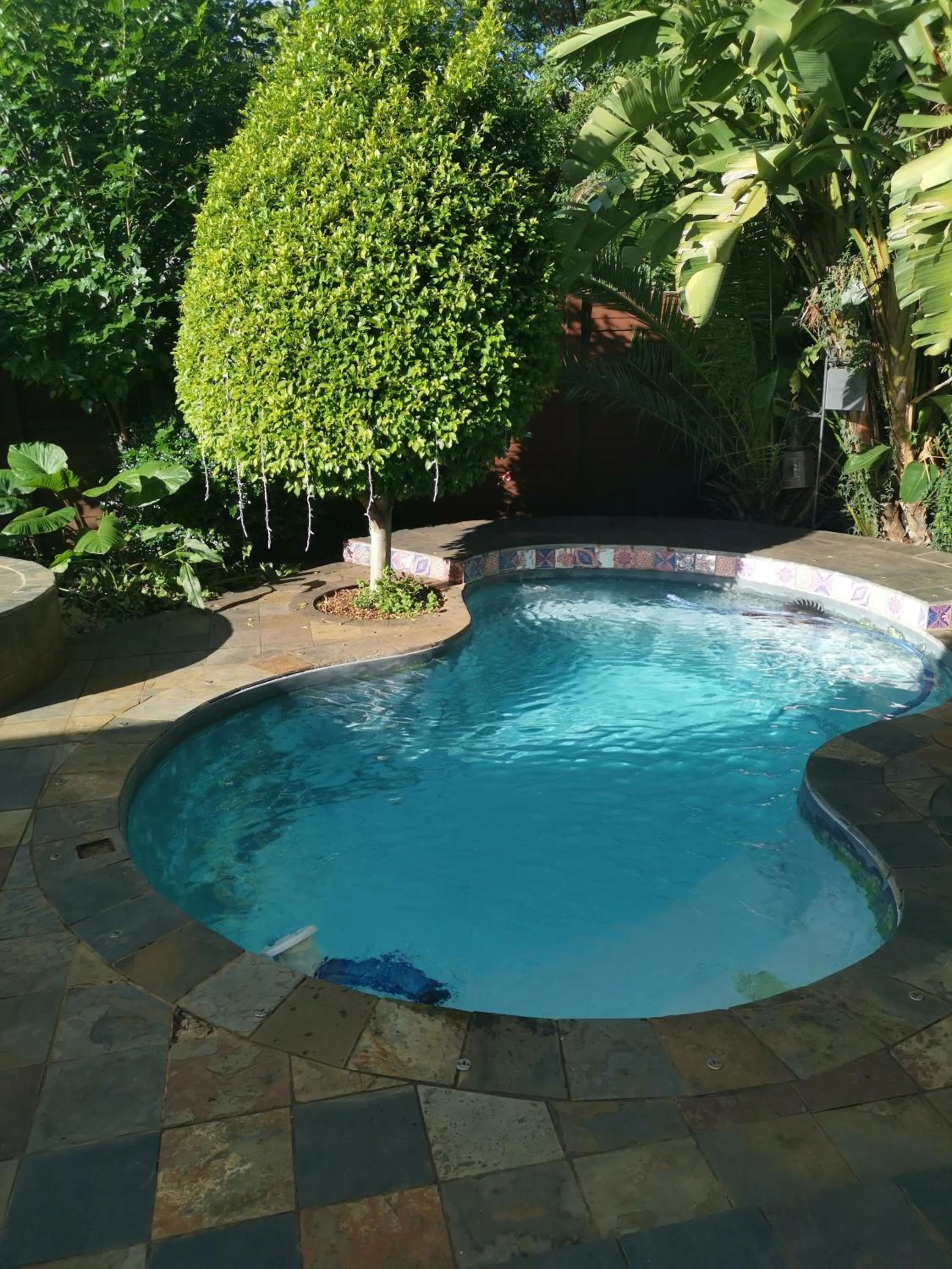 180 On Anderson Guest House