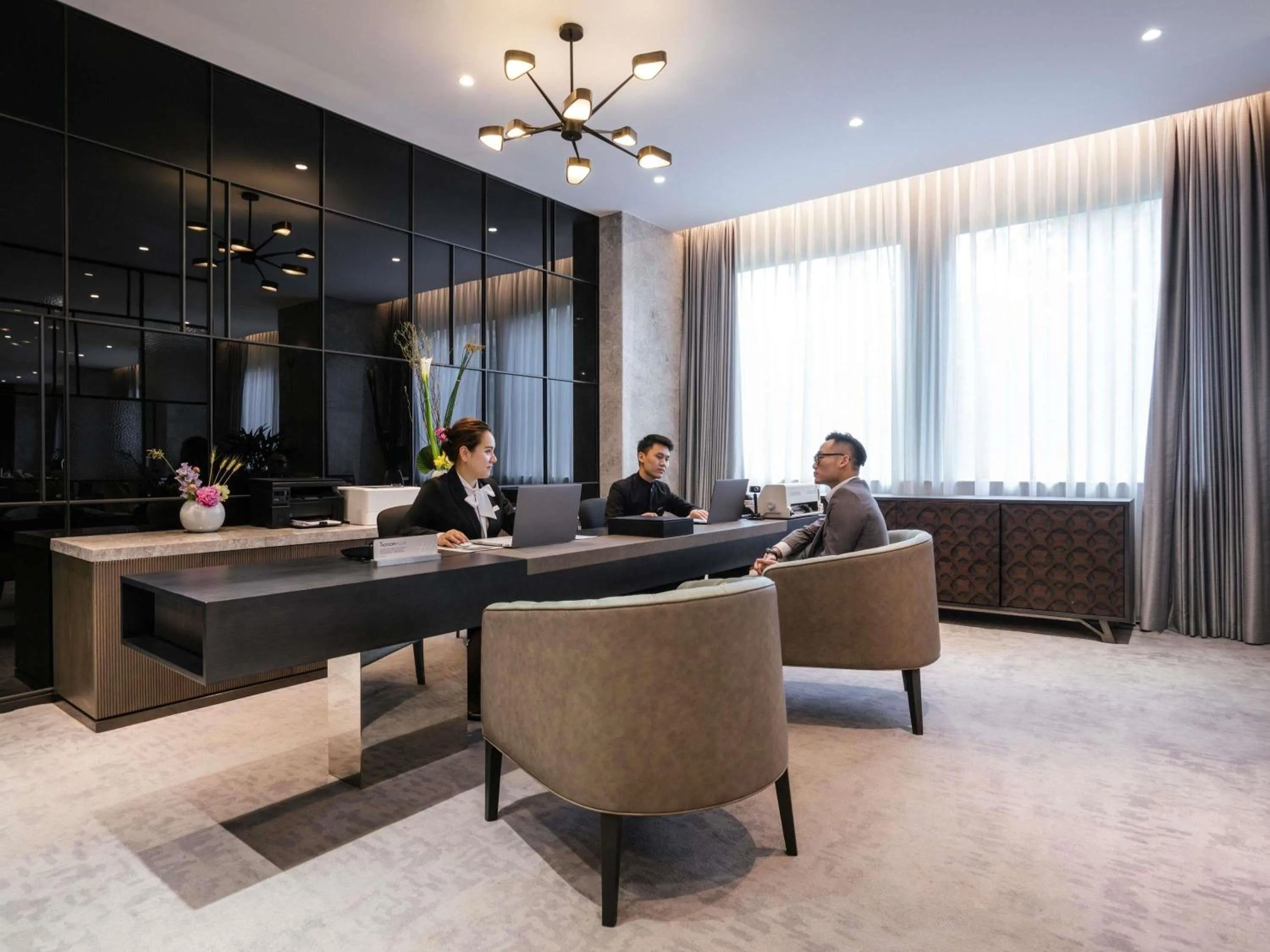 Business facilities in Grand Mercure Shanghai Hongqiao