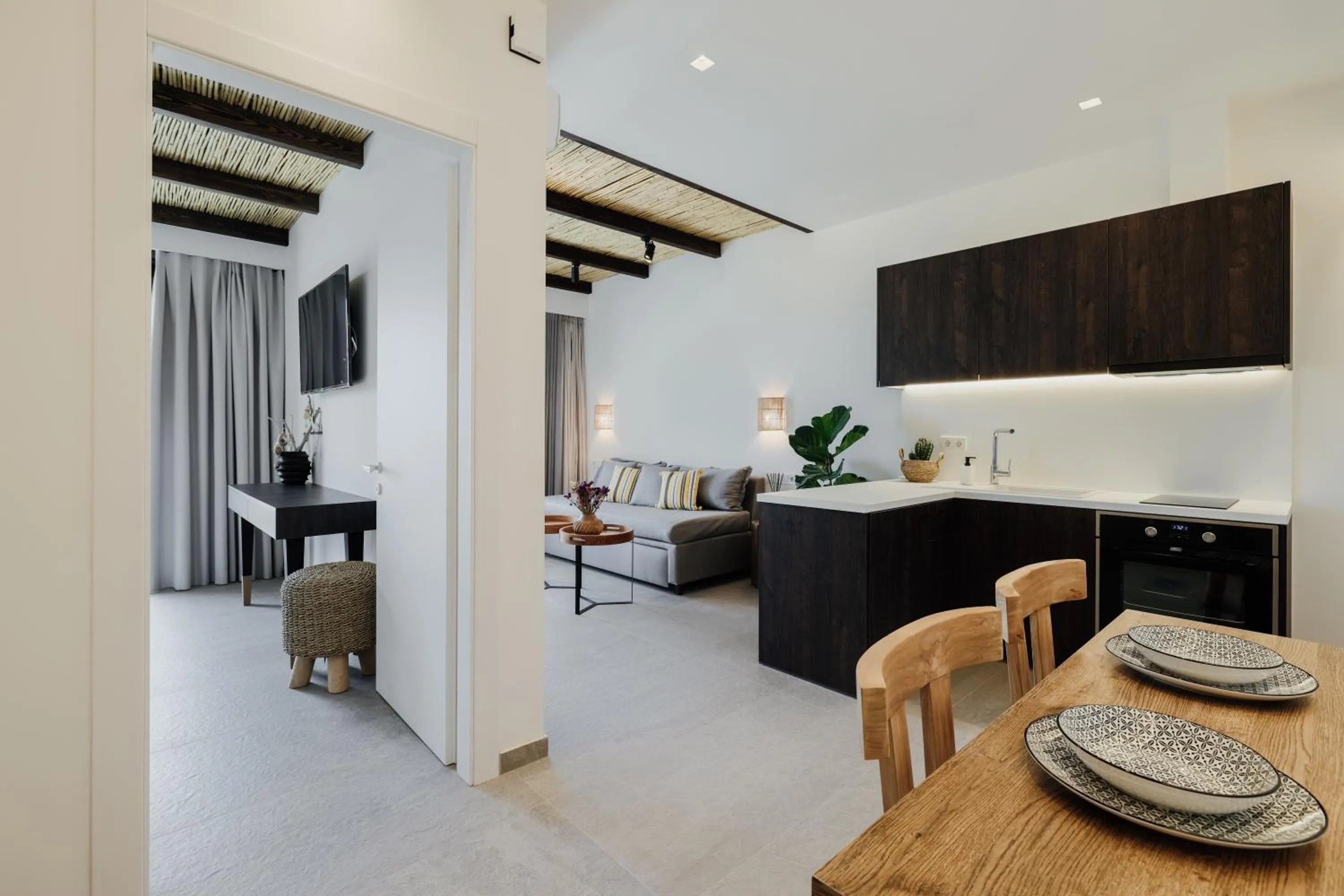 TV and multimedia in Suite Homes - Fine Living , Preveza