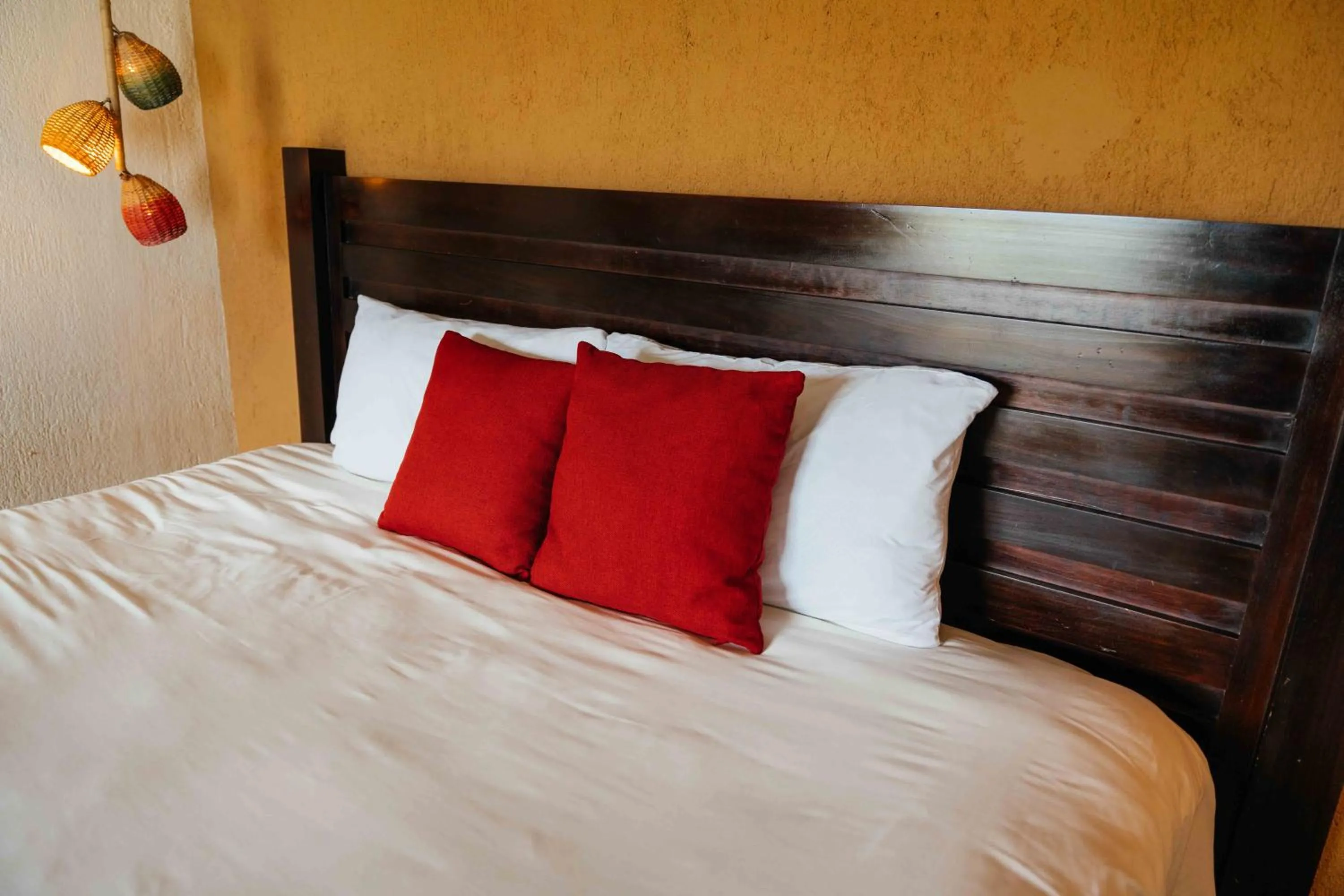 Bed in Casa 1800 Ataco Hotel Boutique