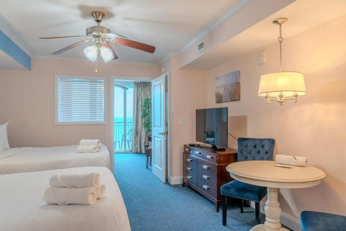 Bed in Towers On The Grove 724 Direct Oceanfront Suite Sleeps 6 guests
