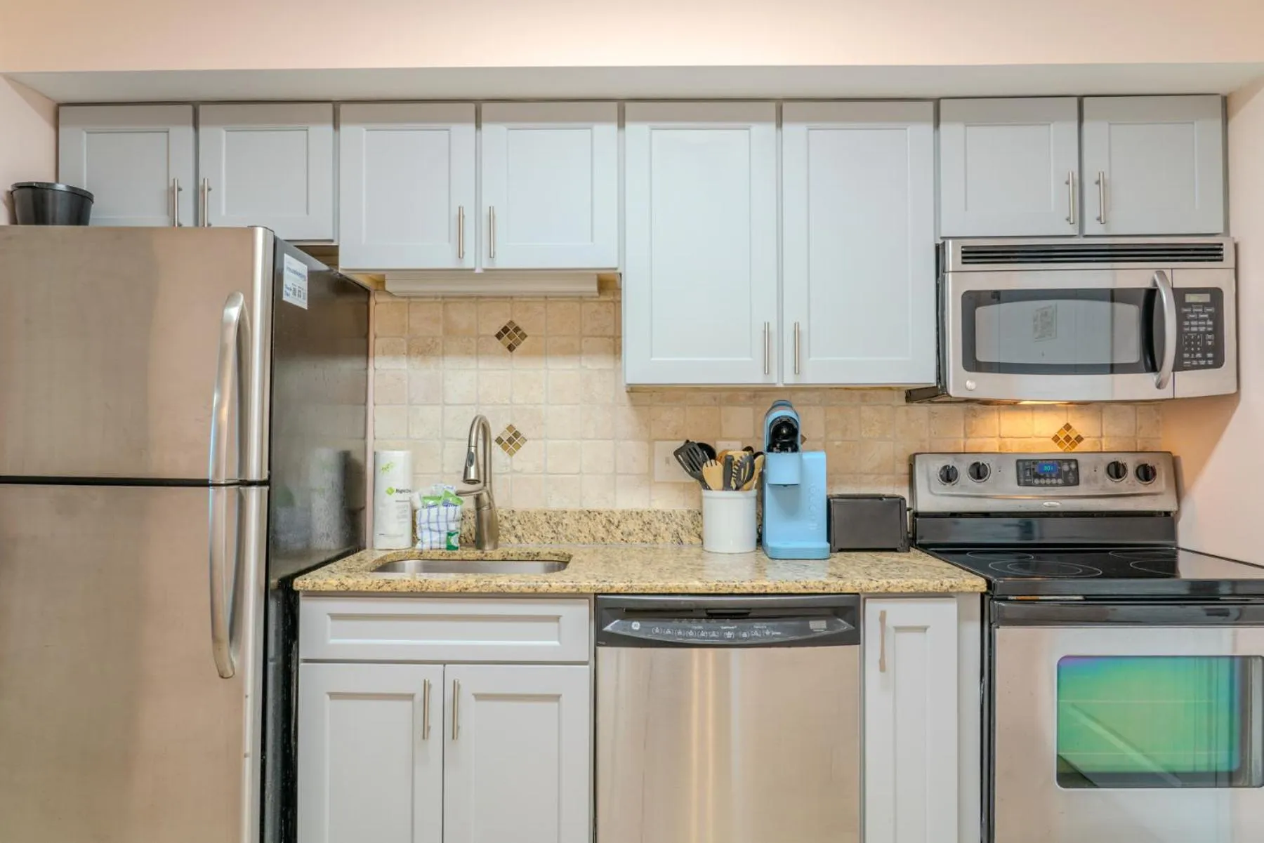 Towers On The Grove 724 Direct Oceanfront Suite Sleeps 6 guests