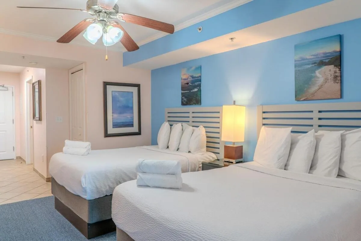 Bed in Towers On The Grove 724 Direct Oceanfront Suite Sleeps 6 guests