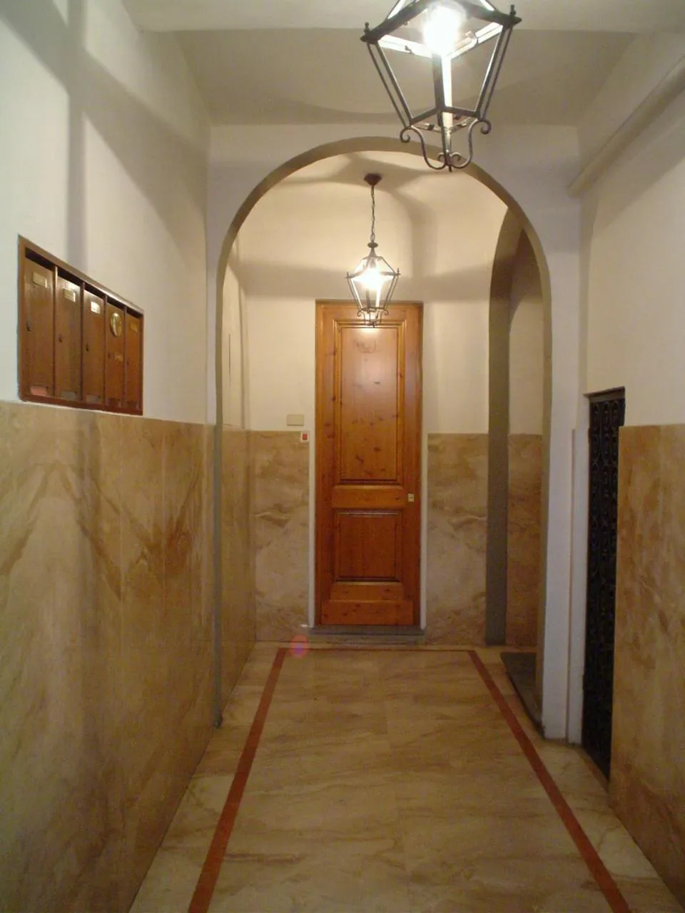 Facade/entrance in Appartamento Alfanihouse
