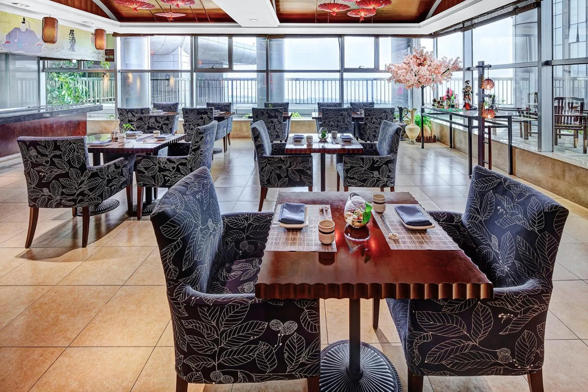 Restaurant/places to eat in Oriental Ginza Hotel Shenzhen