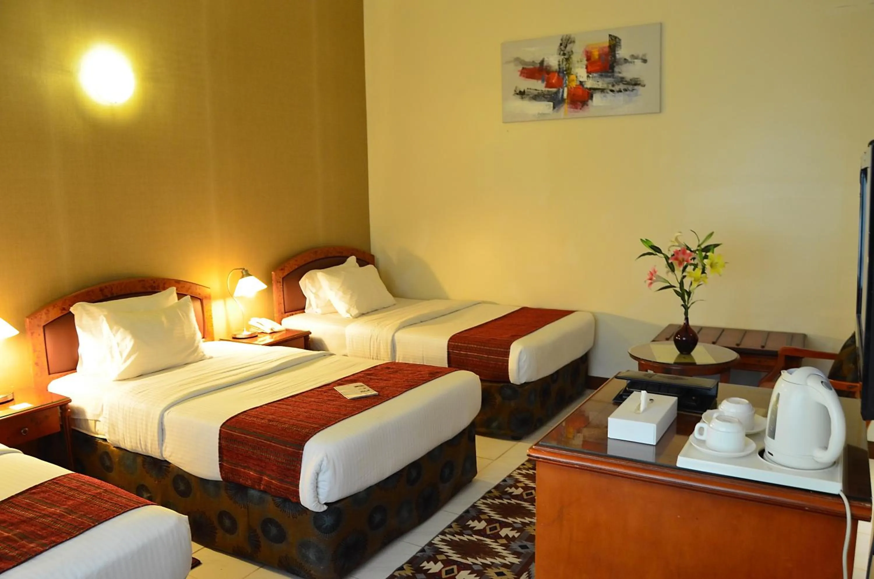 Bedroom, Bed in Nejoum Al Emarat