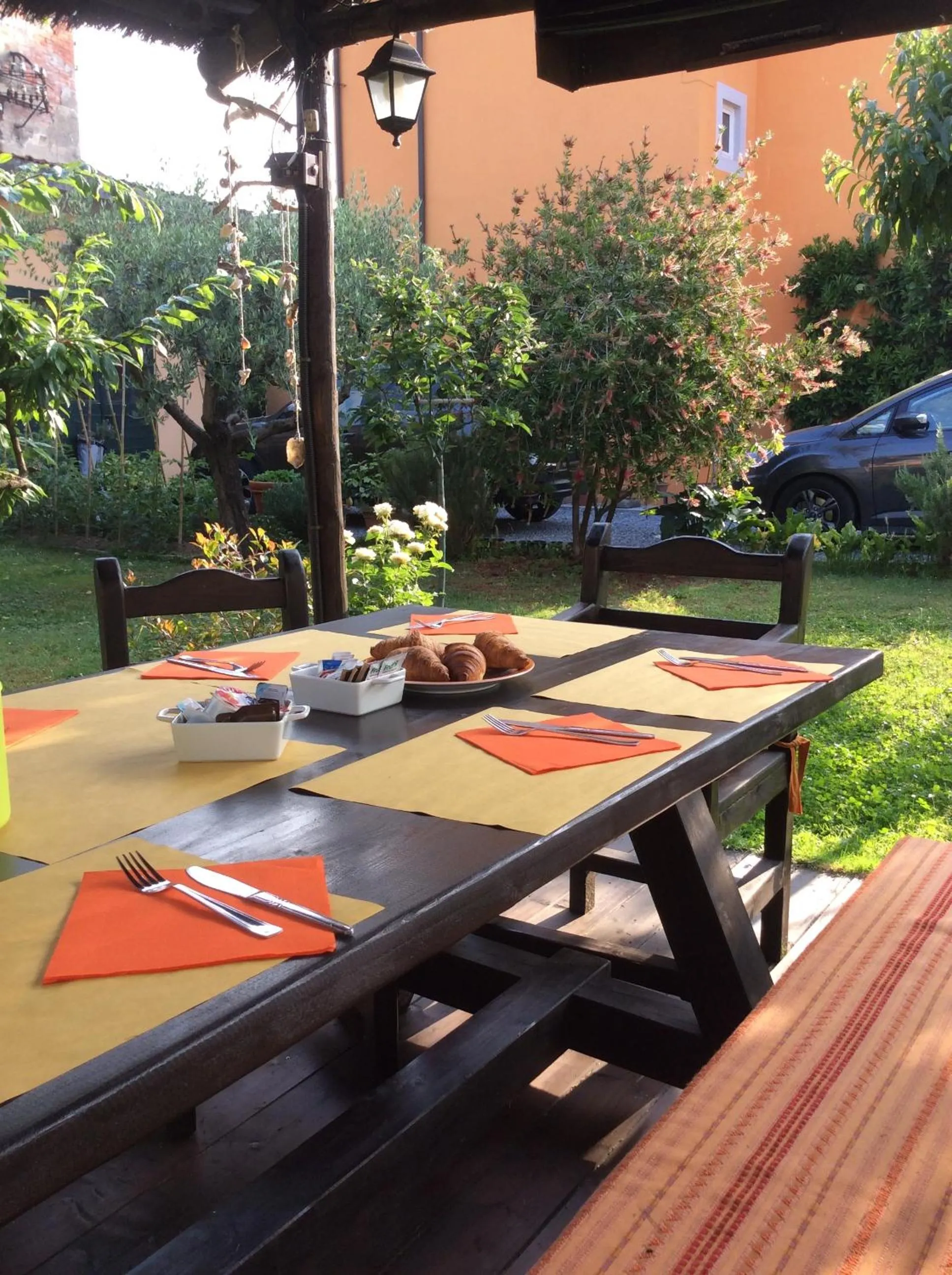 Breakfast in Bed & Breakfast Lucca Fora