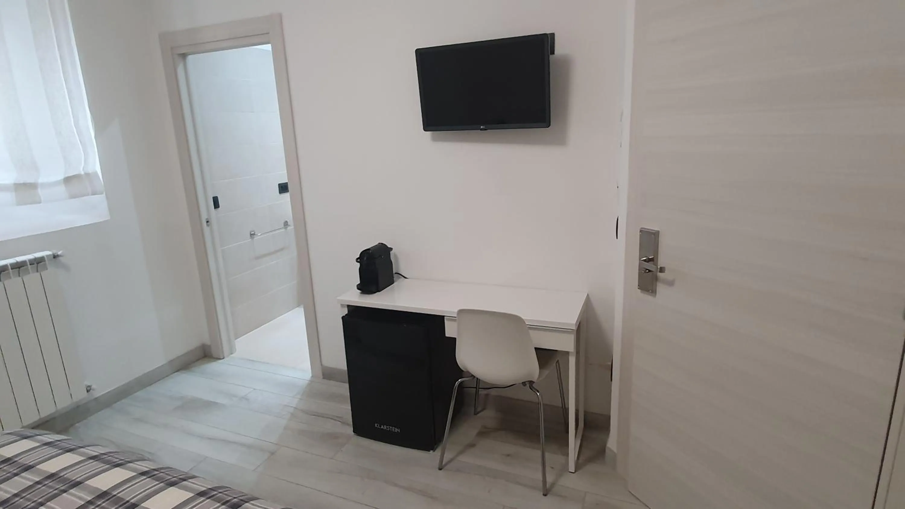 Bedroom, Bed in b&b 1930