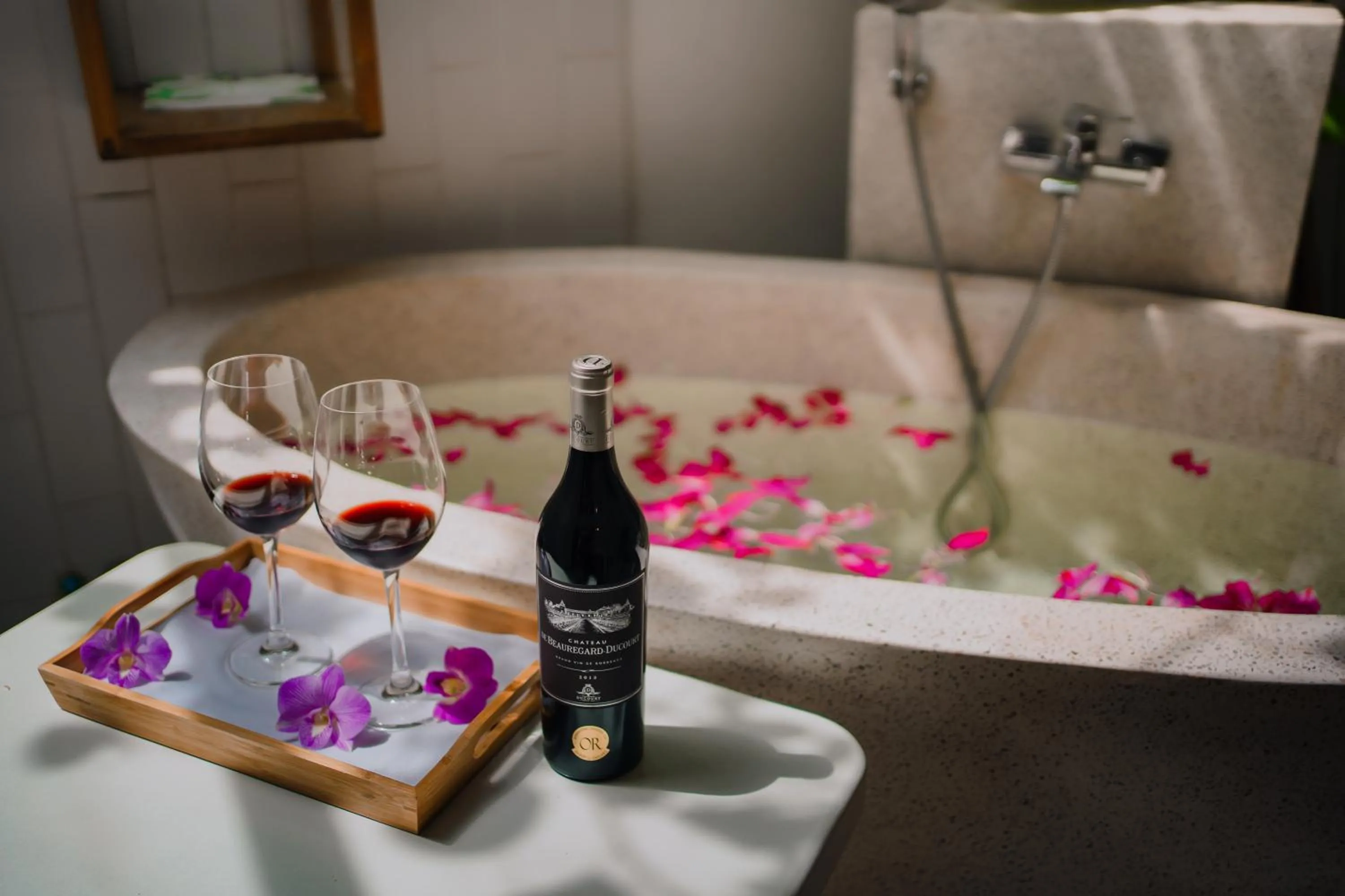 Hot Tub in Montagne Residence