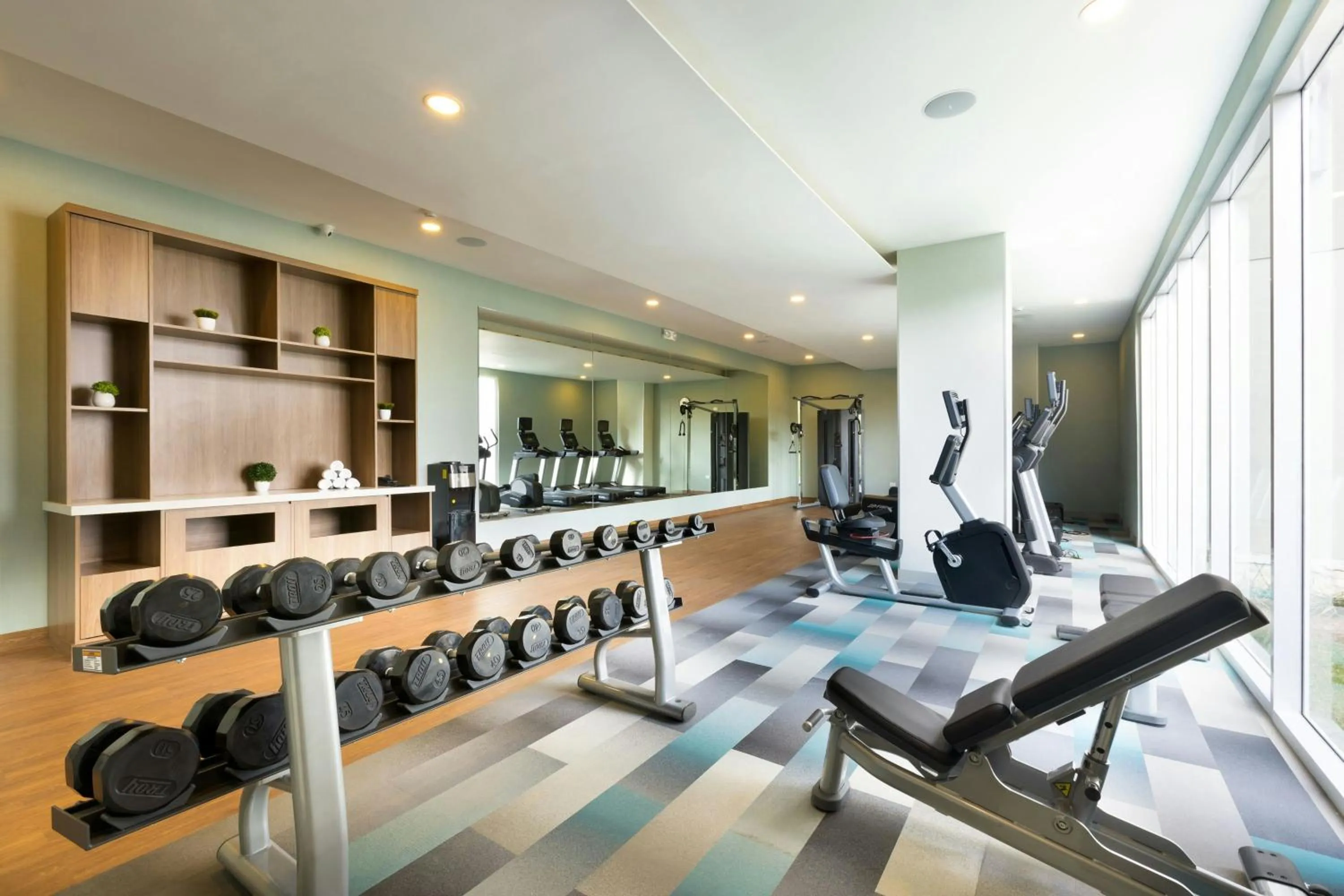 Fitness centre/facilities in Residence Inn by Marriott Cancun Hotel Zone