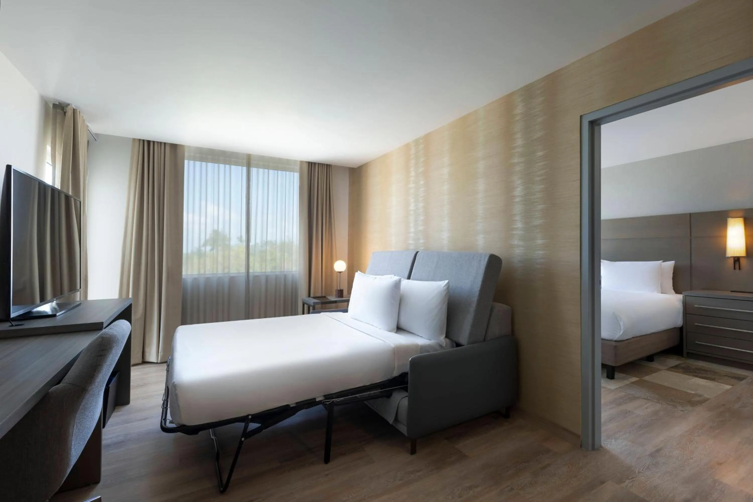 Bedroom, Bed in Residence Inn by Marriott Cancun Hotel Zone