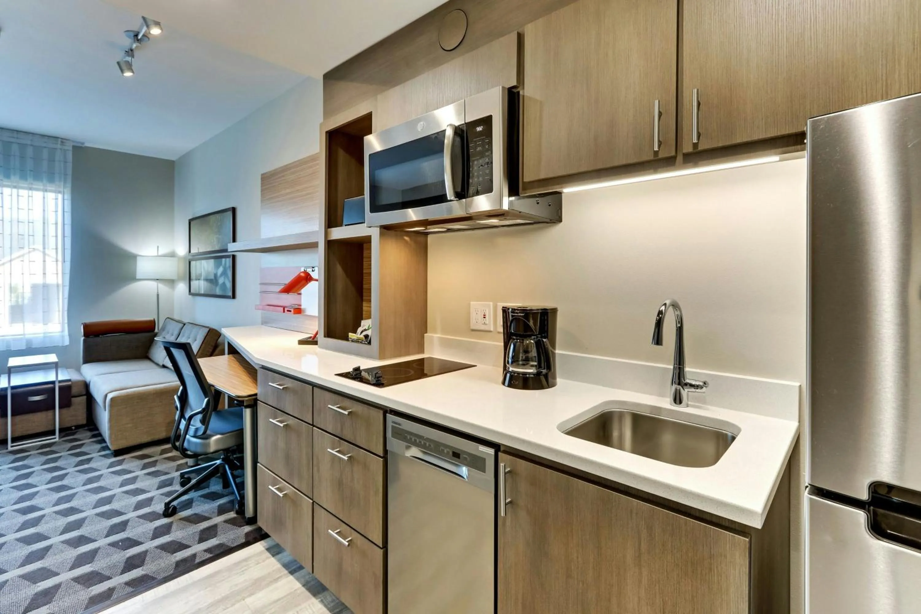 Kitchen or kitchenette in TownePlace Suites by Marriott Houston Northwest Beltway 8