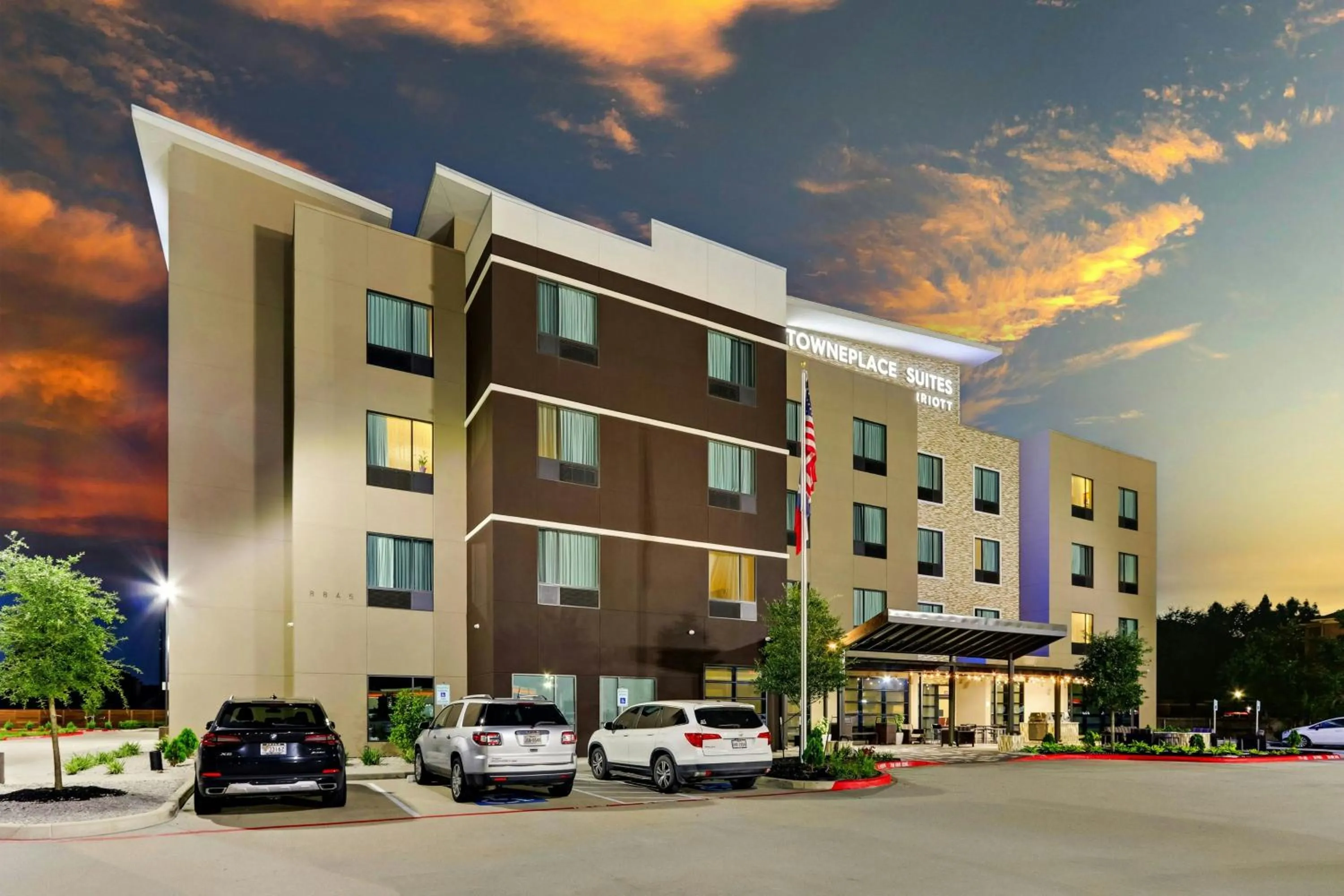 Property building in TownePlace Suites by Marriott Houston Northwest Beltway 8