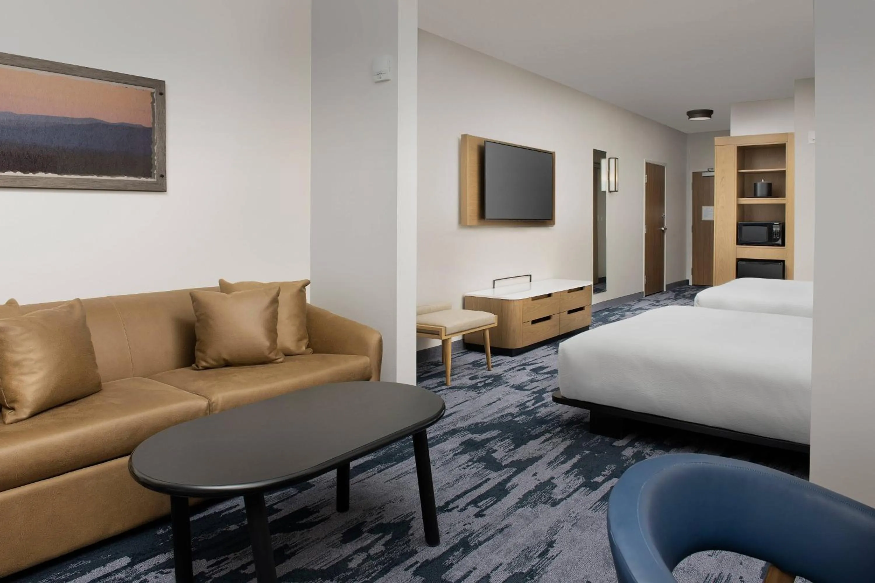 Photo of the whole room, Bed in Fairfield Inn & Suites by Marriott Santa Rosa Rohnert Park