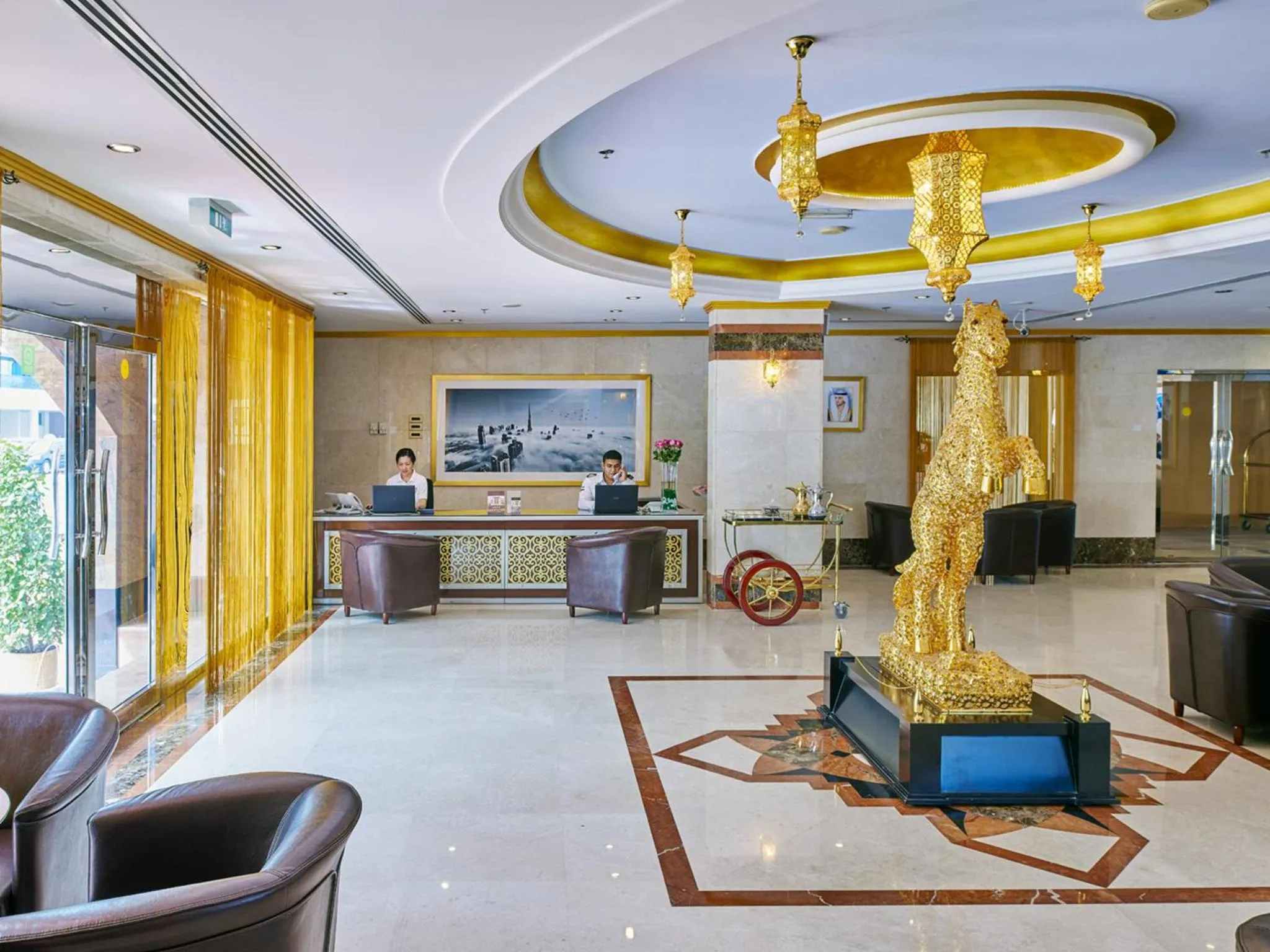 Lobby or reception in Arabian Dreams Hotel Apartments