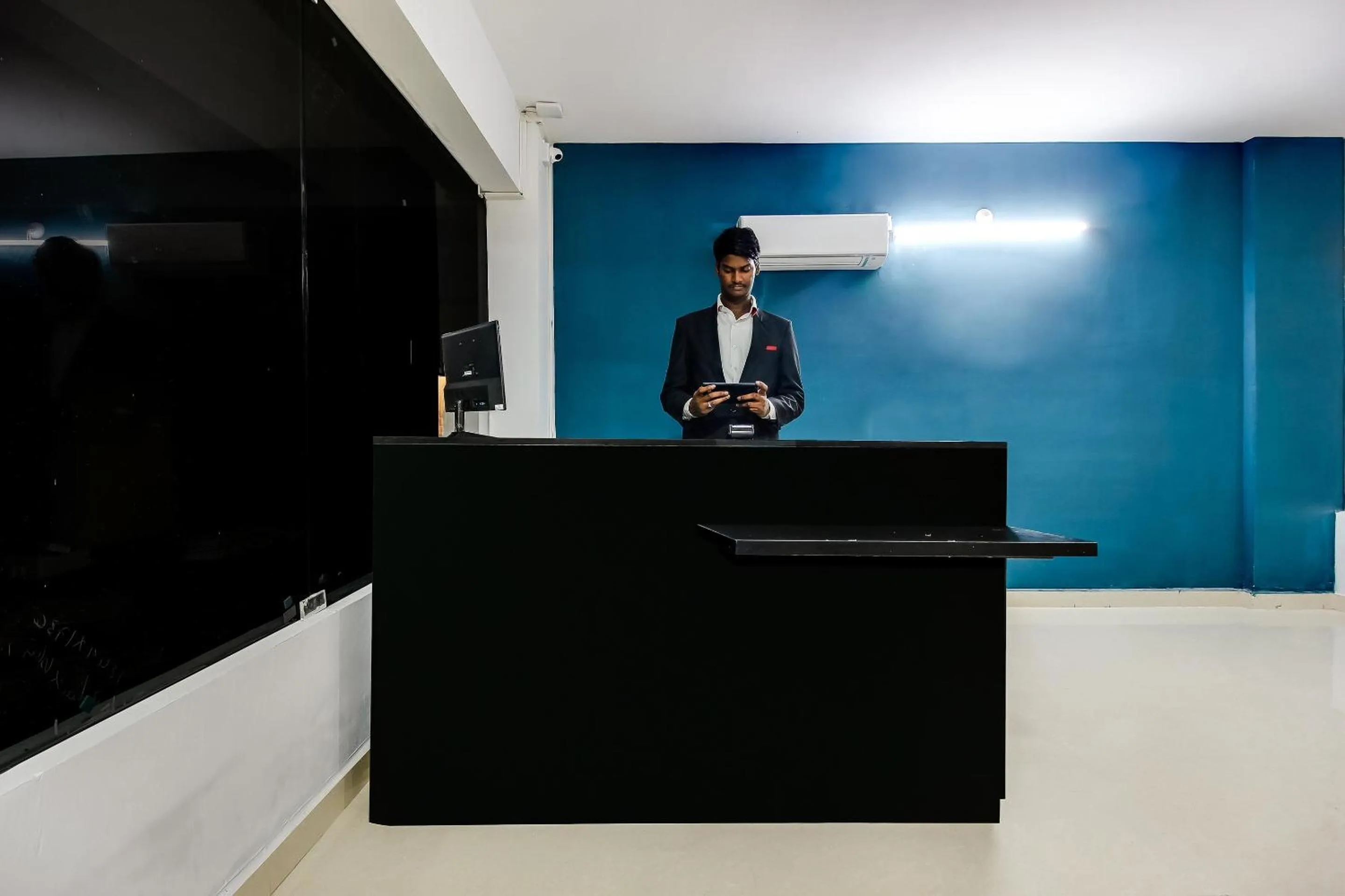 Lobby or reception in Hotel O Silverkey ,near RTO office kondapur