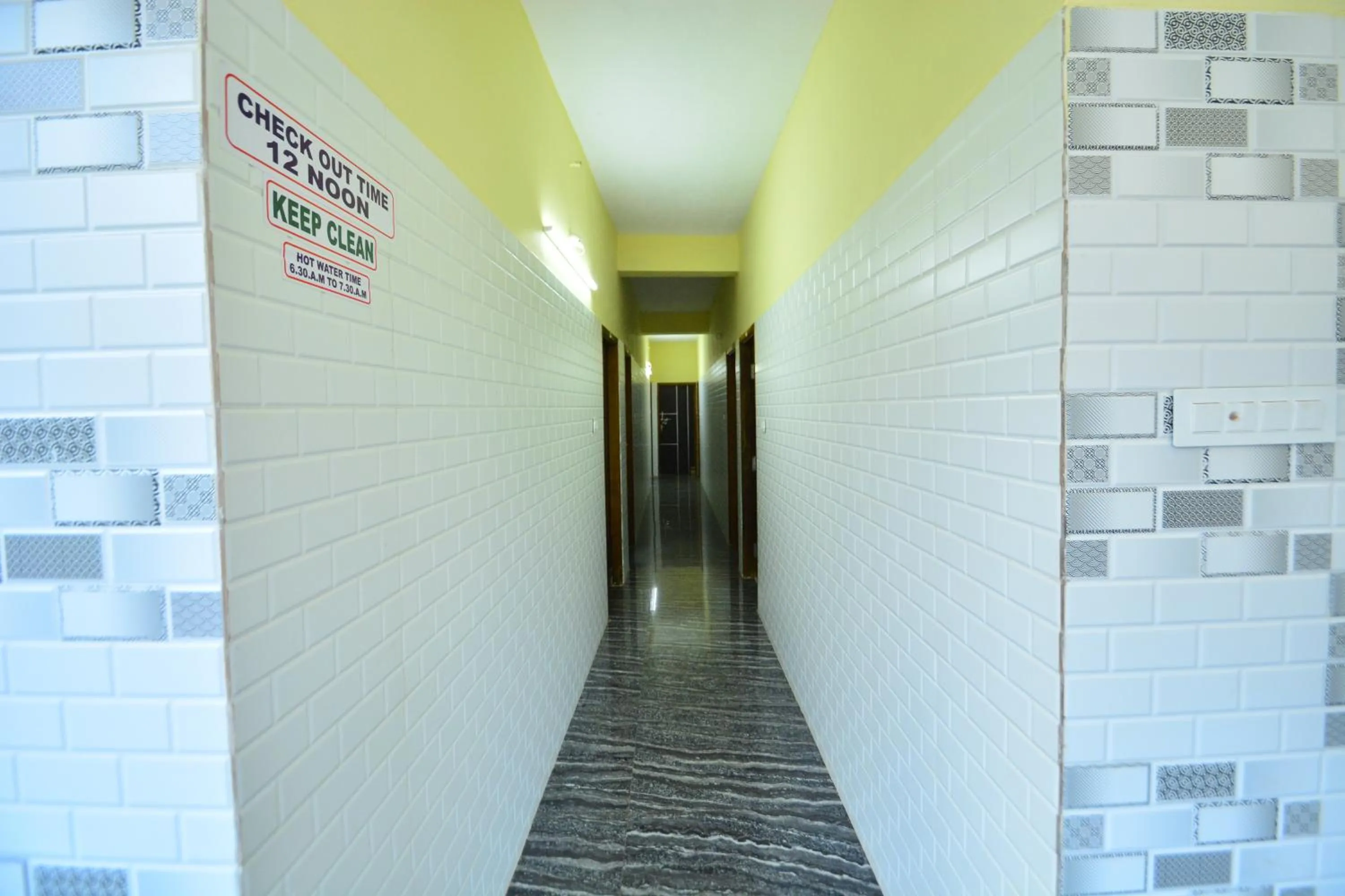 Facade/entrance in Aryan residency