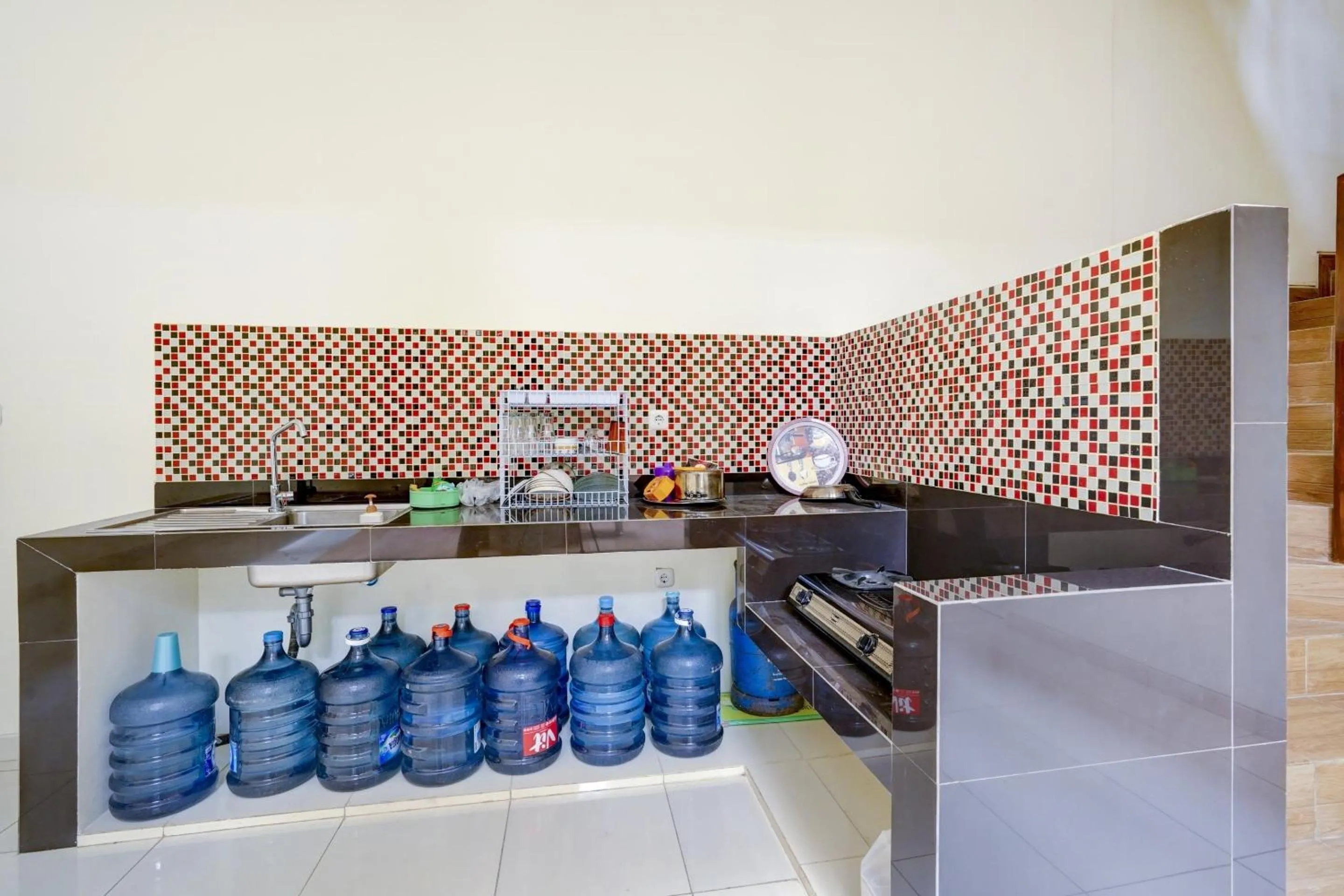 Lobby or reception in Capital O Inn App Tenggilis